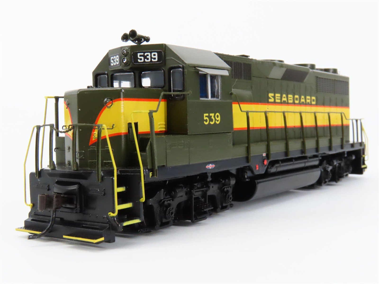HO Scale Athearn 91765 SAL Seaboard Air Line EMD GP35 Diesel #539 - DCC Ready