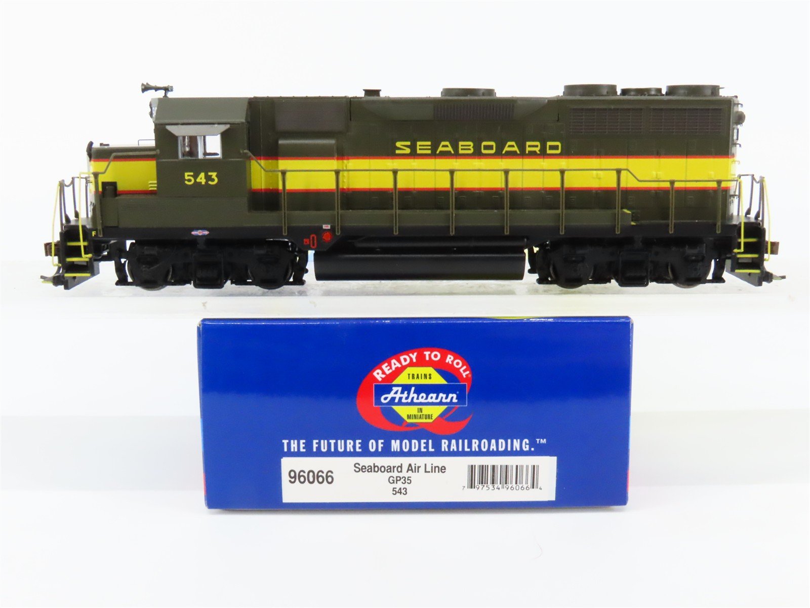 HO Scale Athearn 96066 SAL Seaboard Air Line EMD GP35 Diesel #543 - DCC Ready