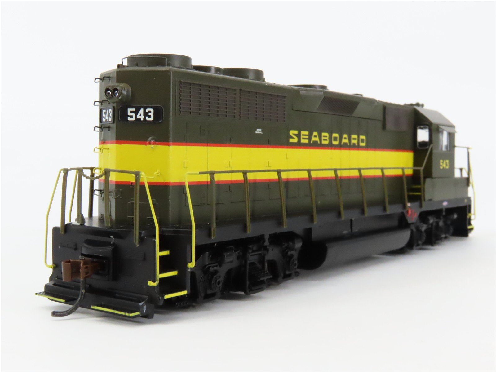 HO Scale Athearn 96066 SAL Seaboard Air Line EMD GP35 Diesel #543 - DCC Ready