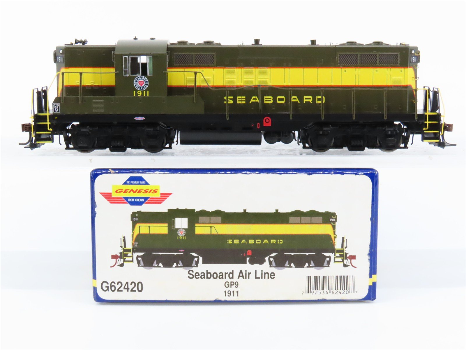 HO Athearn Genesis G62420 SAL Seaboard Air Line GP9 Diesel #1911 - DCC Ready