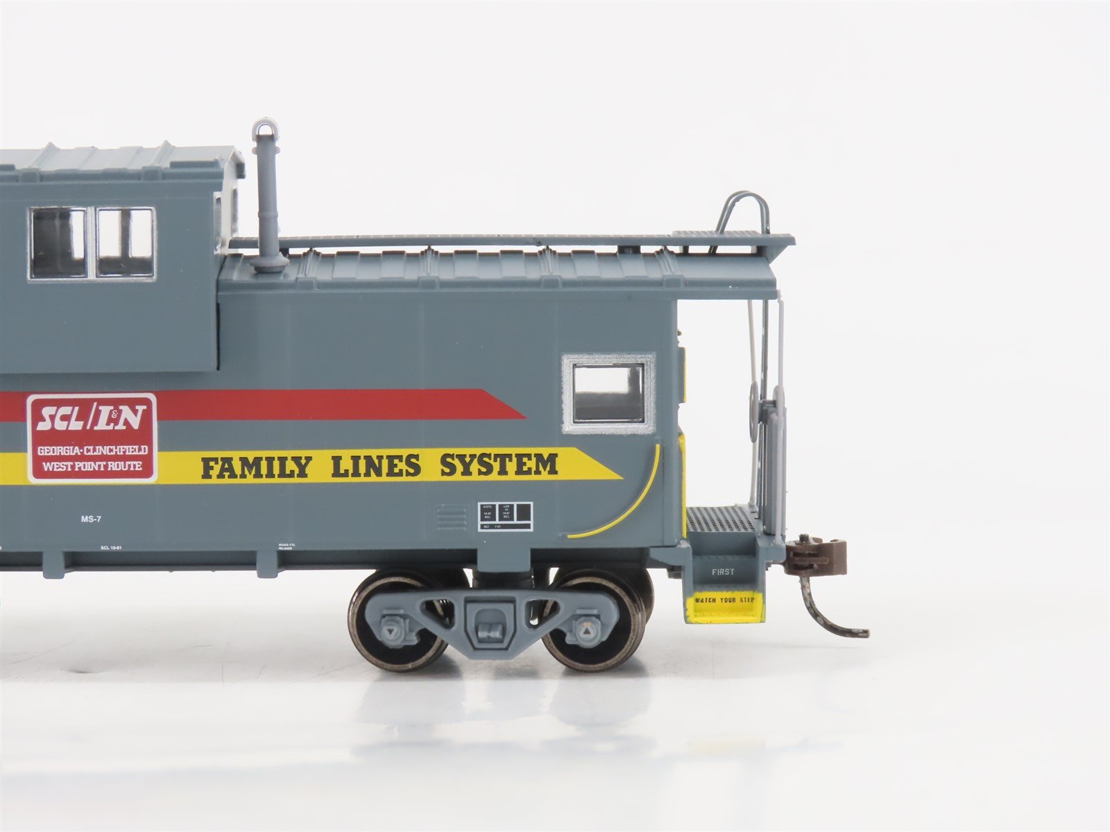 HO Scale Athearn 75185 SCL/L&N Family Lines Wide Vision Caboose #05749