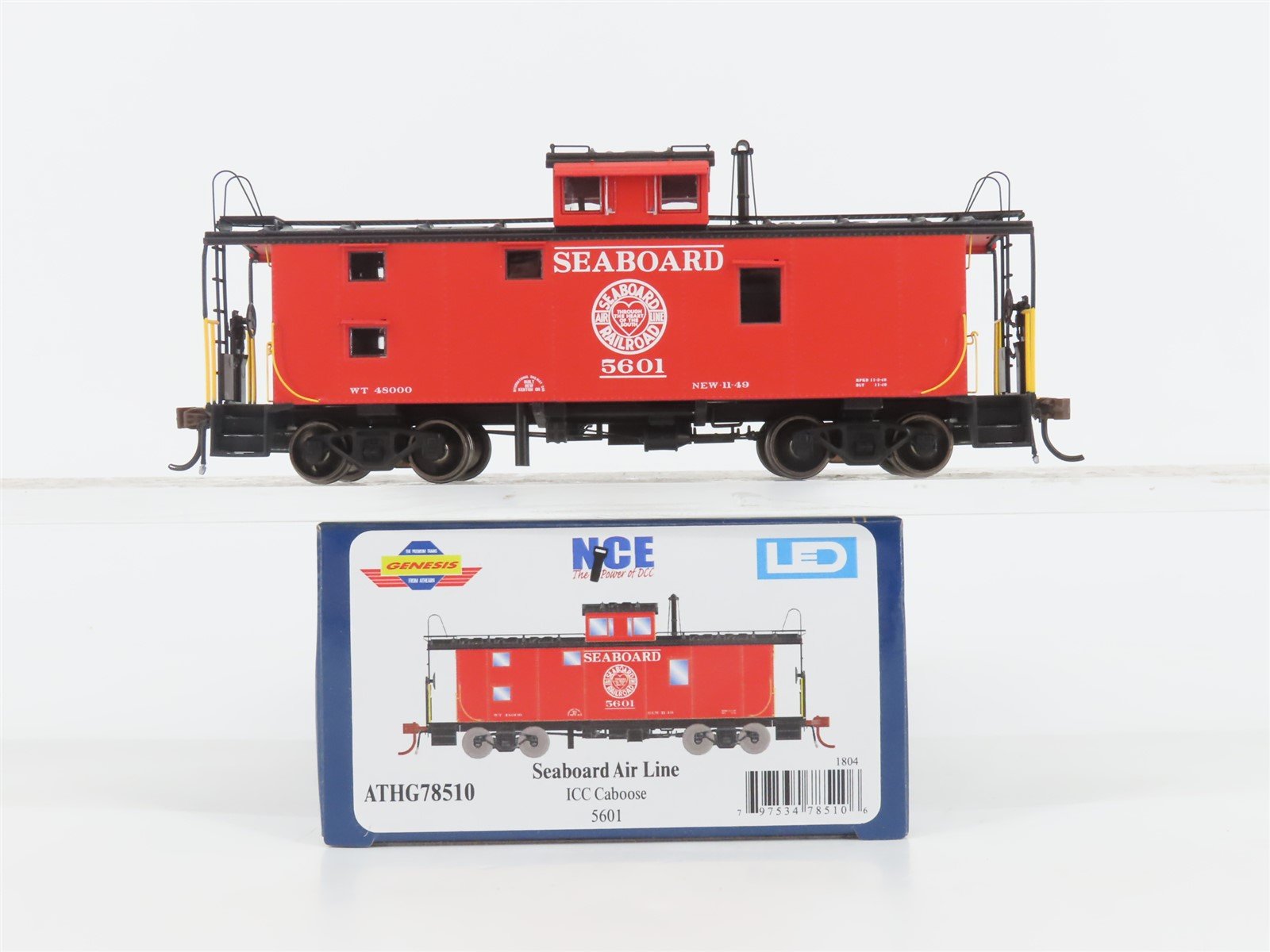 HO Athearn Genesis ATHG78510 SAL Seaboard Air Line Cupola Caboose #5601 Lighted