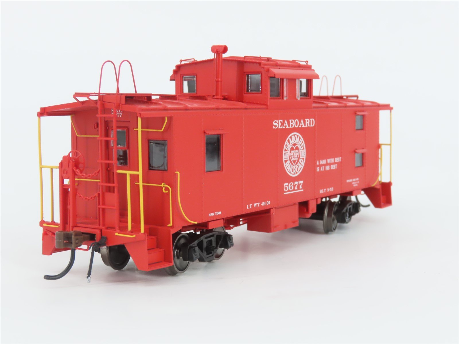 HO Scale Athearn Genesis ATHG78509 SAL Seaboard Air Line Caboose #5677 - Lighted