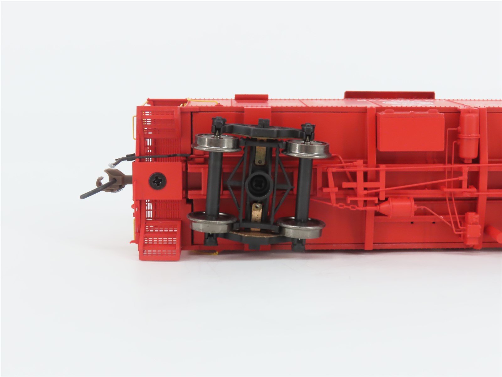 HO Scale Athearn Genesis ATHG78509 SAL Seaboard Air Line Caboose #5677 - Lighted