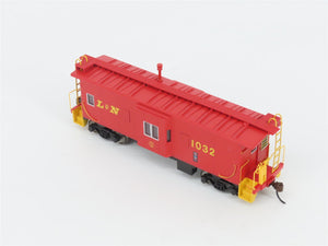 HO Scale Athearn ATH74843 L&N Louisville & Nashville Bay Window Caboose #1032