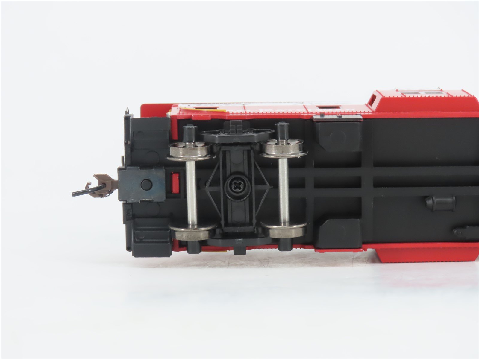 HO Athearn Roundhouse RND90192 NKP Nickel Plate Road Bay Window Caboose #413