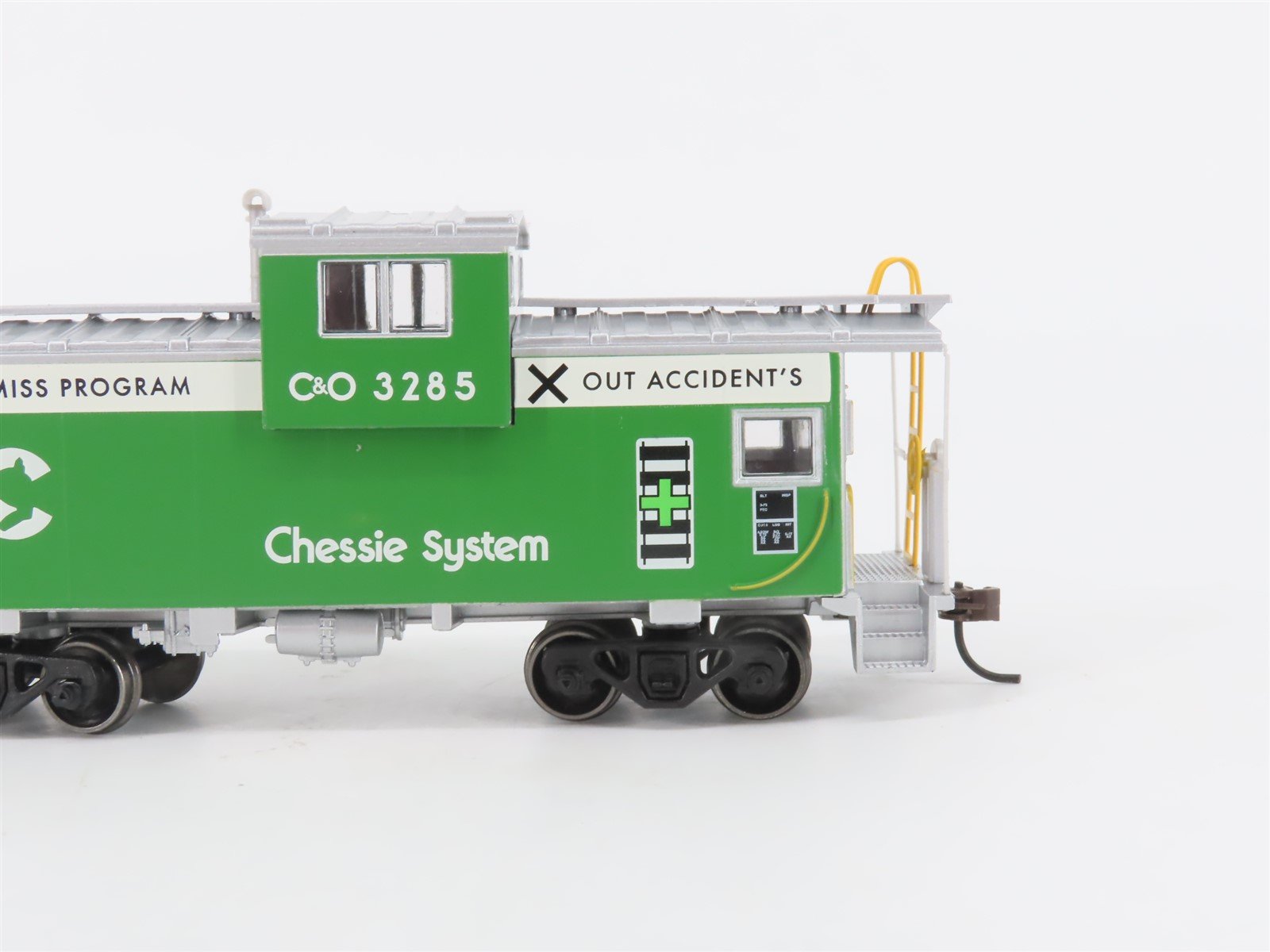 HO Scale Athearn 75187 C&O Chessie System Wide Vision Caboose #3285
