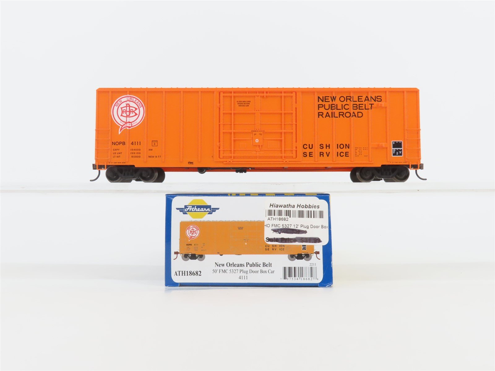 HO Athearn ATH18682 NOPB New Orleans Public Belt 50' Plug Door Box Car #4111
