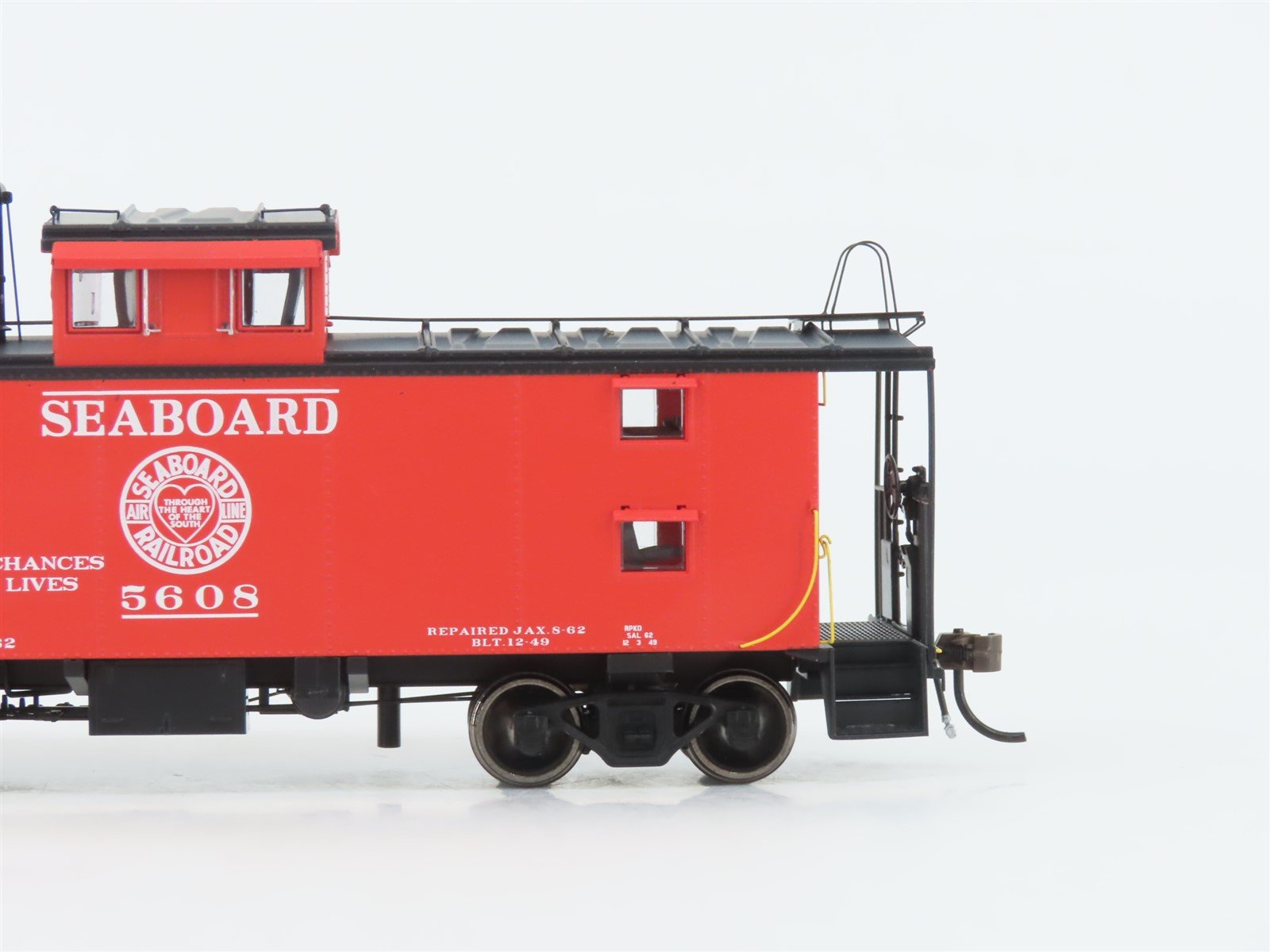 HO Athearn Genesis ATHG78590 SAL Seaboard Air Line Cupola Caboose #5608 Lighted