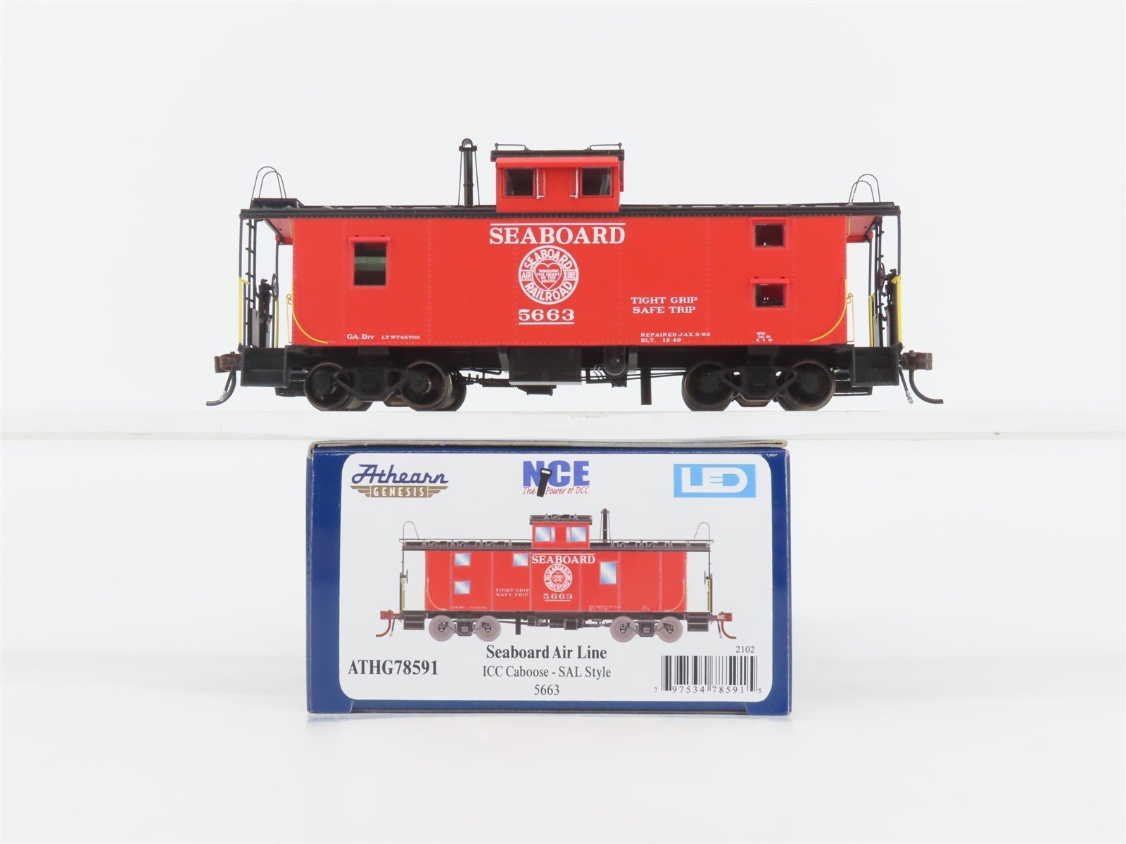 HO Scale Athearn ATHG78591 SAL Seaboard Air Line Cupola Caboose #5663 - Lighted