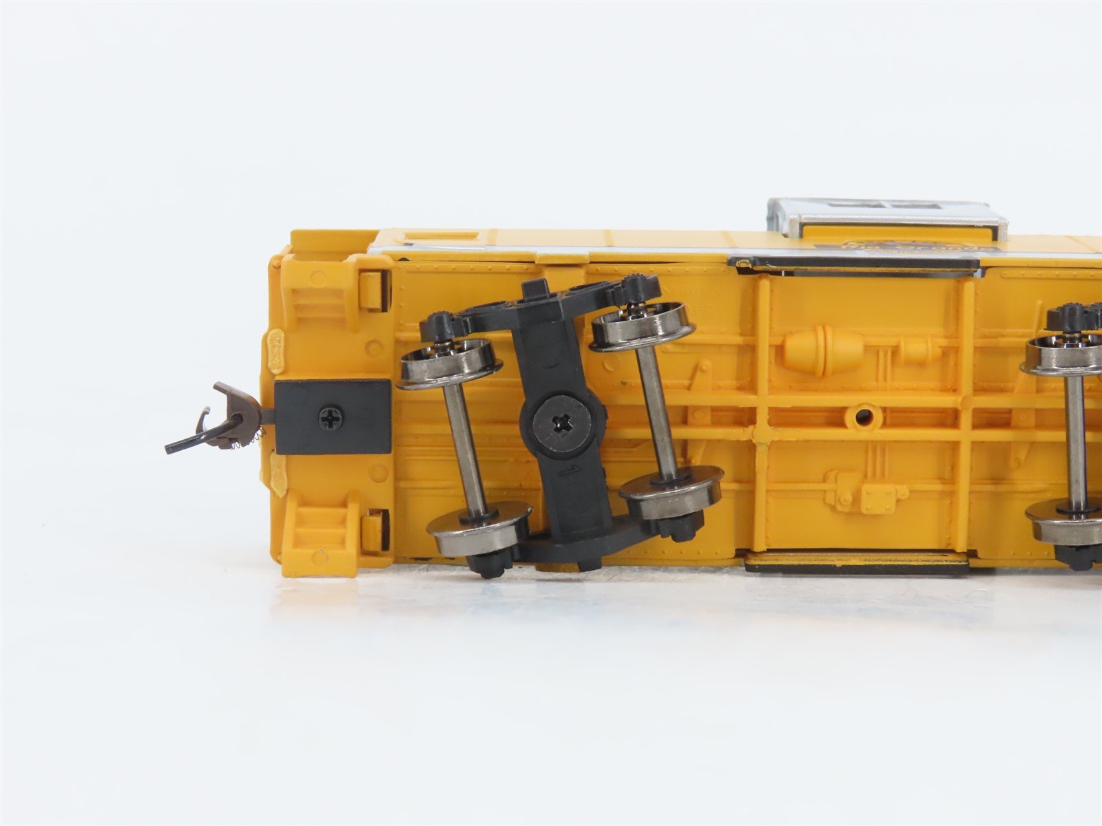 HO Bachmann Silver Series 17706 D&RGW Rio Grande 36' Wide Vision Caboose #01511