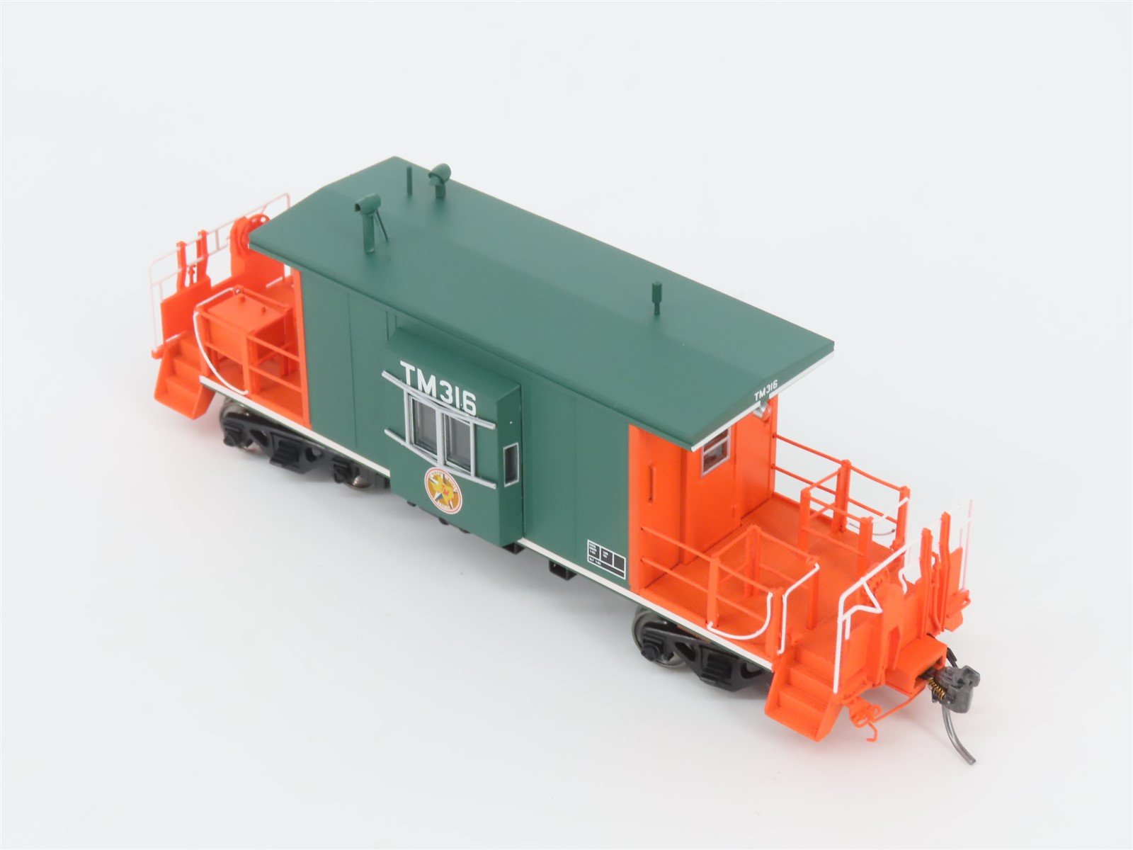 HO Scale Bluford Shops 31180 TM Texas Mexican Short Body Bay Window Caboose #316