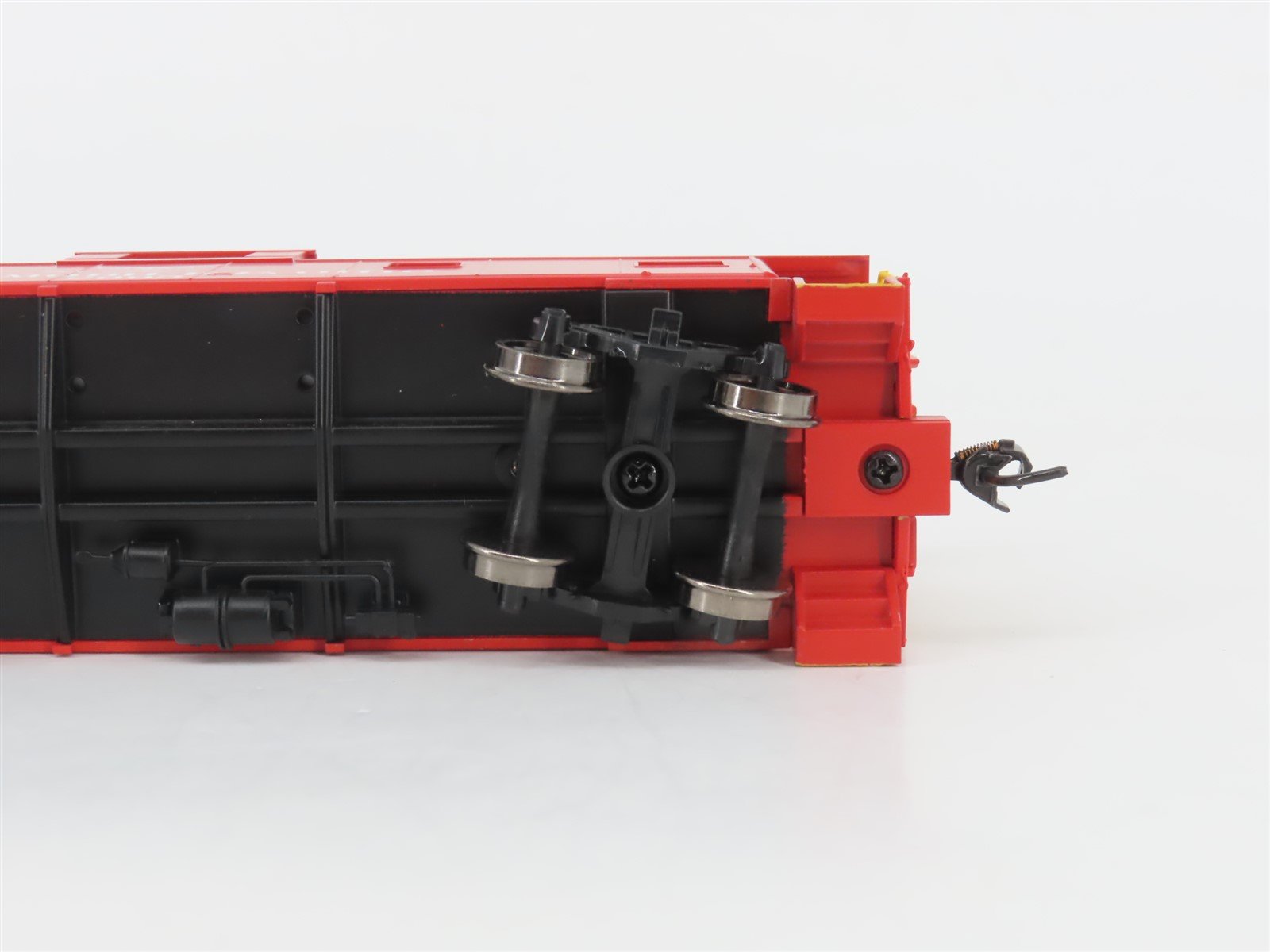 HO Scale Walthers Mainline 910-8770 GM&O Int'l Wide Vision Caboose #2993