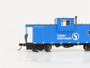 HO Walthers Mainline 910-8716 GN Big Sky Blue Int'l Extended Wide Vision Caboose
