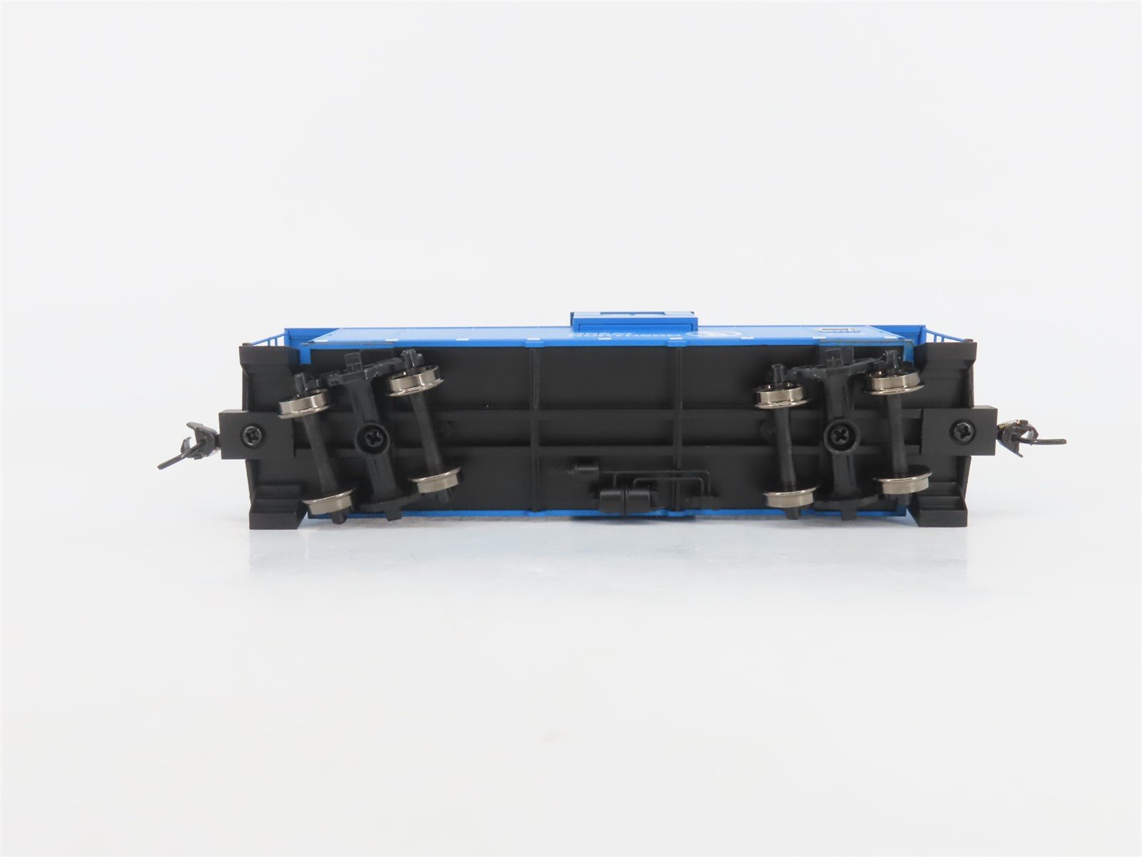 HO Walthers Mainline 910-8716 GN Big Sky Blue Int'l Extended Wide Vision Caboose