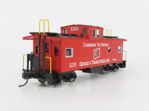 HO Scale Walthers Mainline 910-8765 DTS International Wide Vision Caboose #120