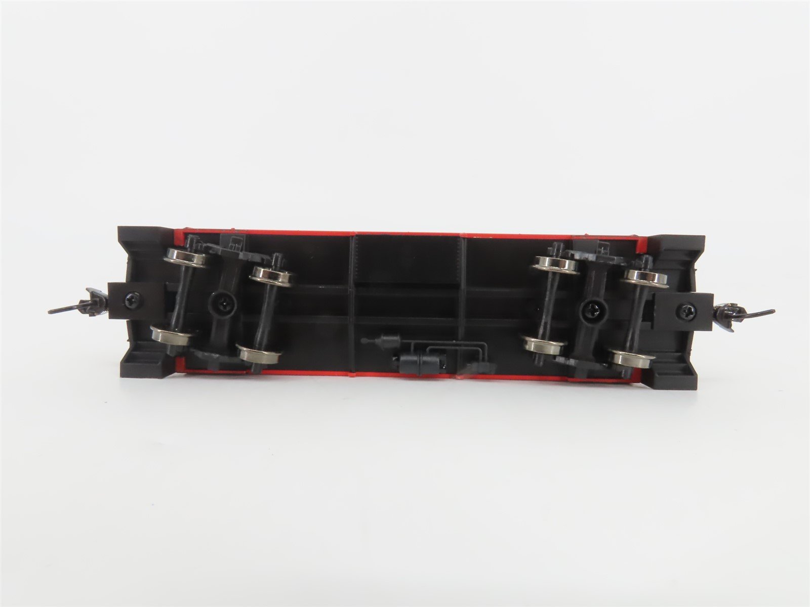 HO Scale Walthers Mainline 910-8765 DTS International Wide Vision Caboose #120