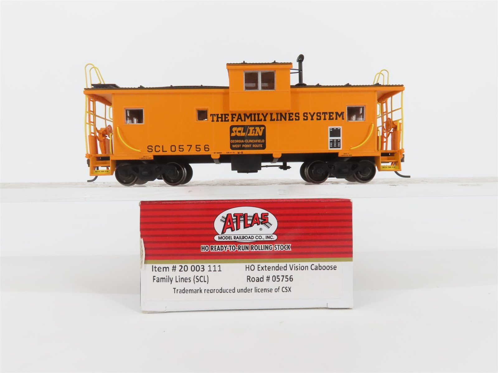 HO Atlas Master Line 20003111 SCL Family Lines Extended Vision Caboose #05756