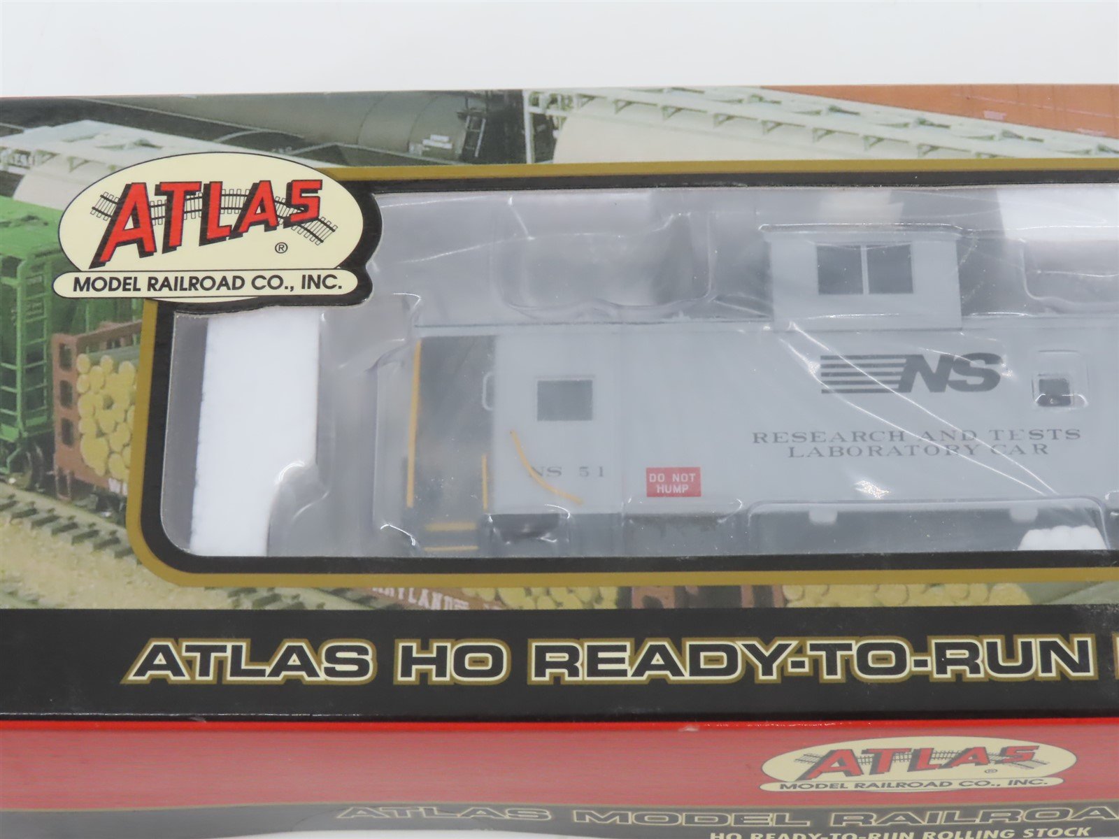 HO Atlas 1309-3 NS Norfolk Southern (Research Car) Cupola Caboose #51 - SEALED