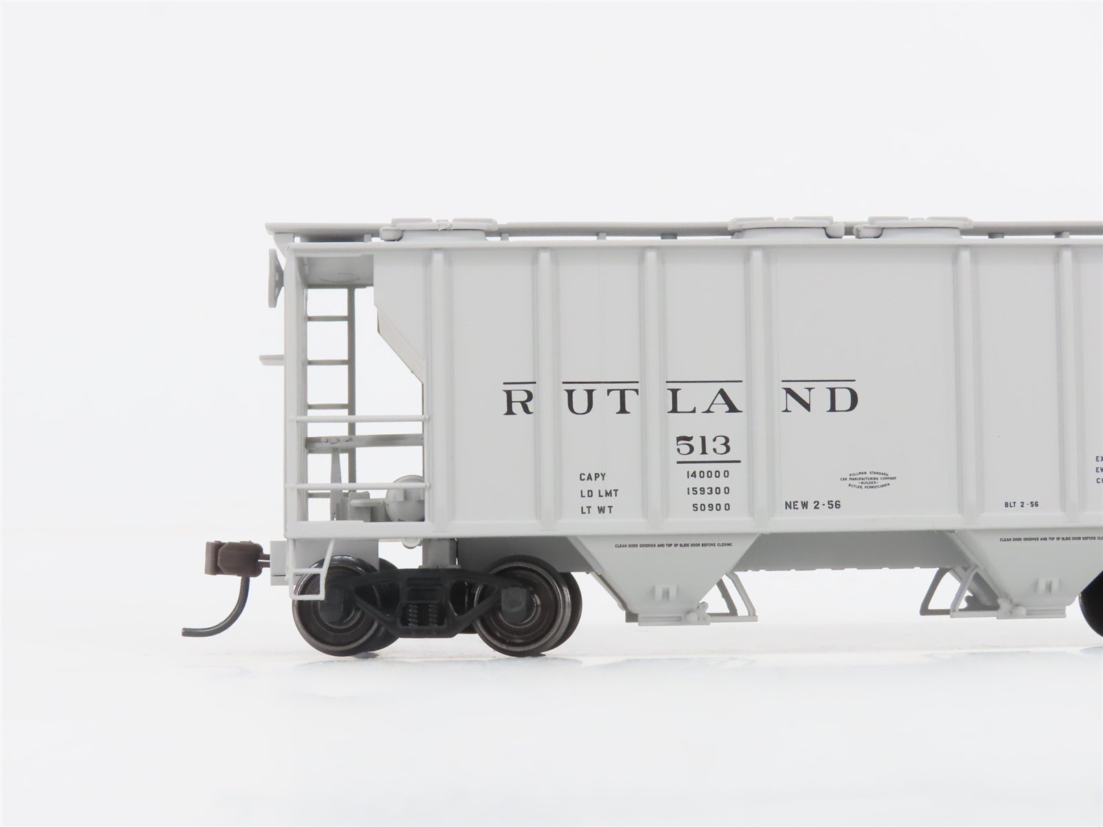 HO Scale Atlas Trainman 20003218 RUT Rutland 2-Bay Covered Hopper #513