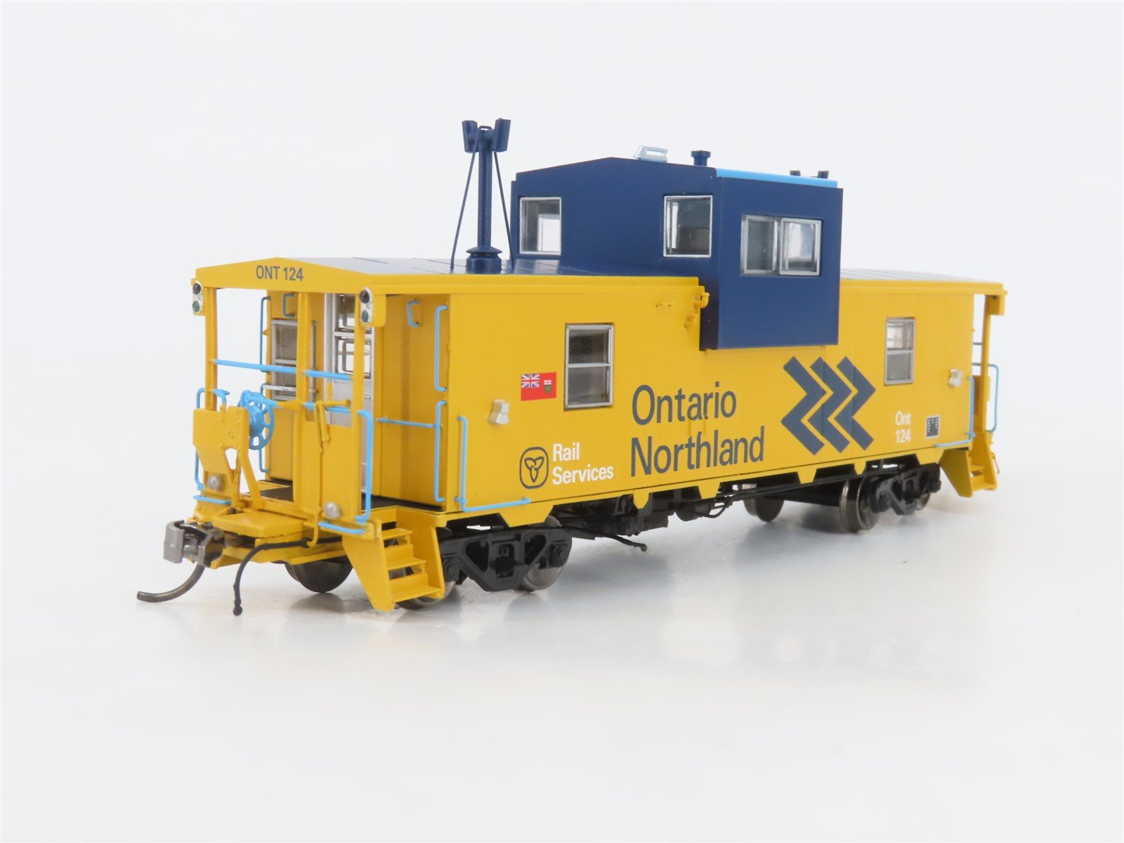 HO Scale Rapido 110143 ONT Ontario Northland Wide Vision Caboose #124