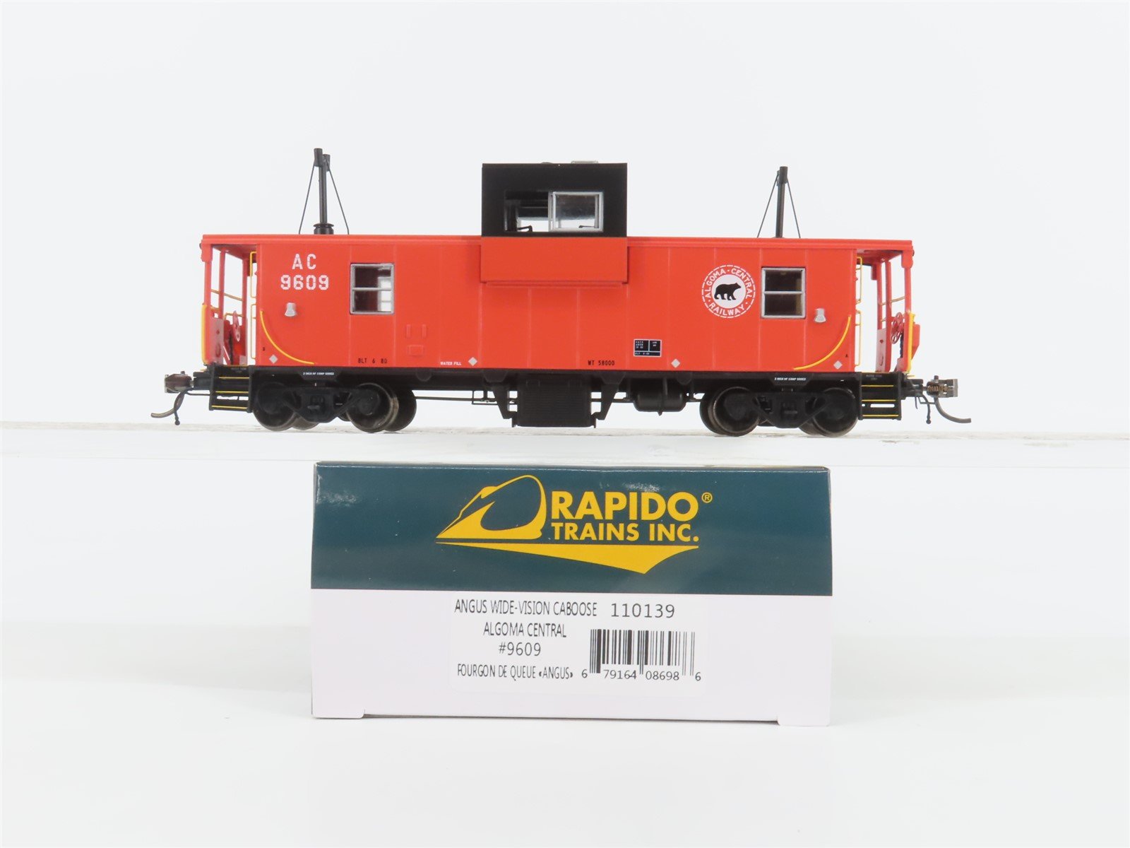 HO Scale Rapido 110139 AC Algoma Central Angus Wide Vision Caboose #9609