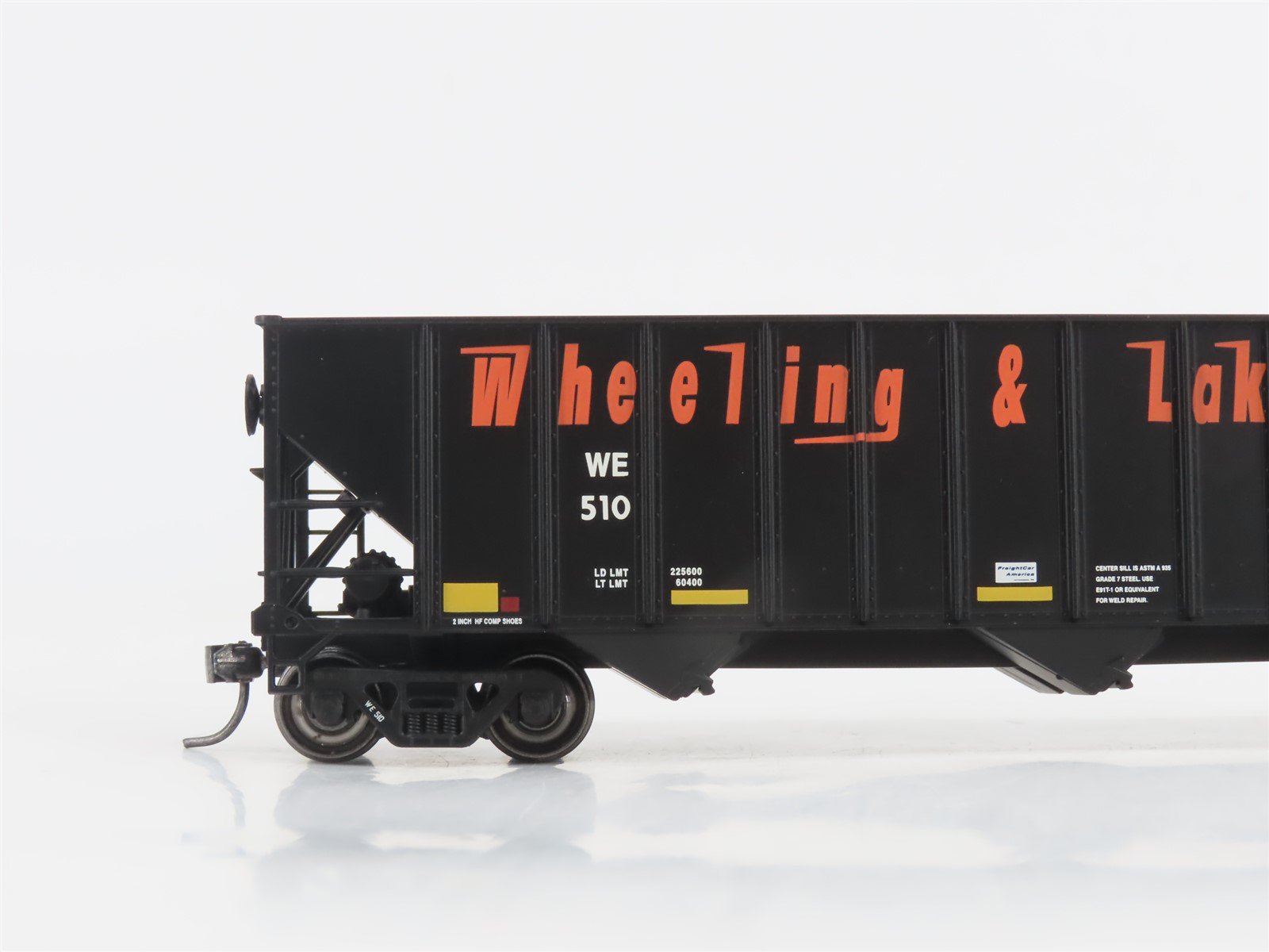 HO Scale Bowser Stewart Hobbies 40662 WE Wheeling & Lake Erie 3-Bay Hopper #510