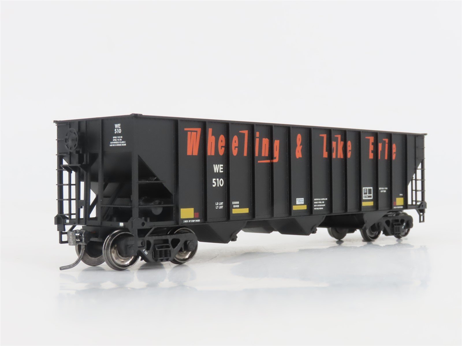 HO Scale Bowser Stewart Hobbies 40662 WE Wheeling & Lake Erie 3-Bay Hopper #510