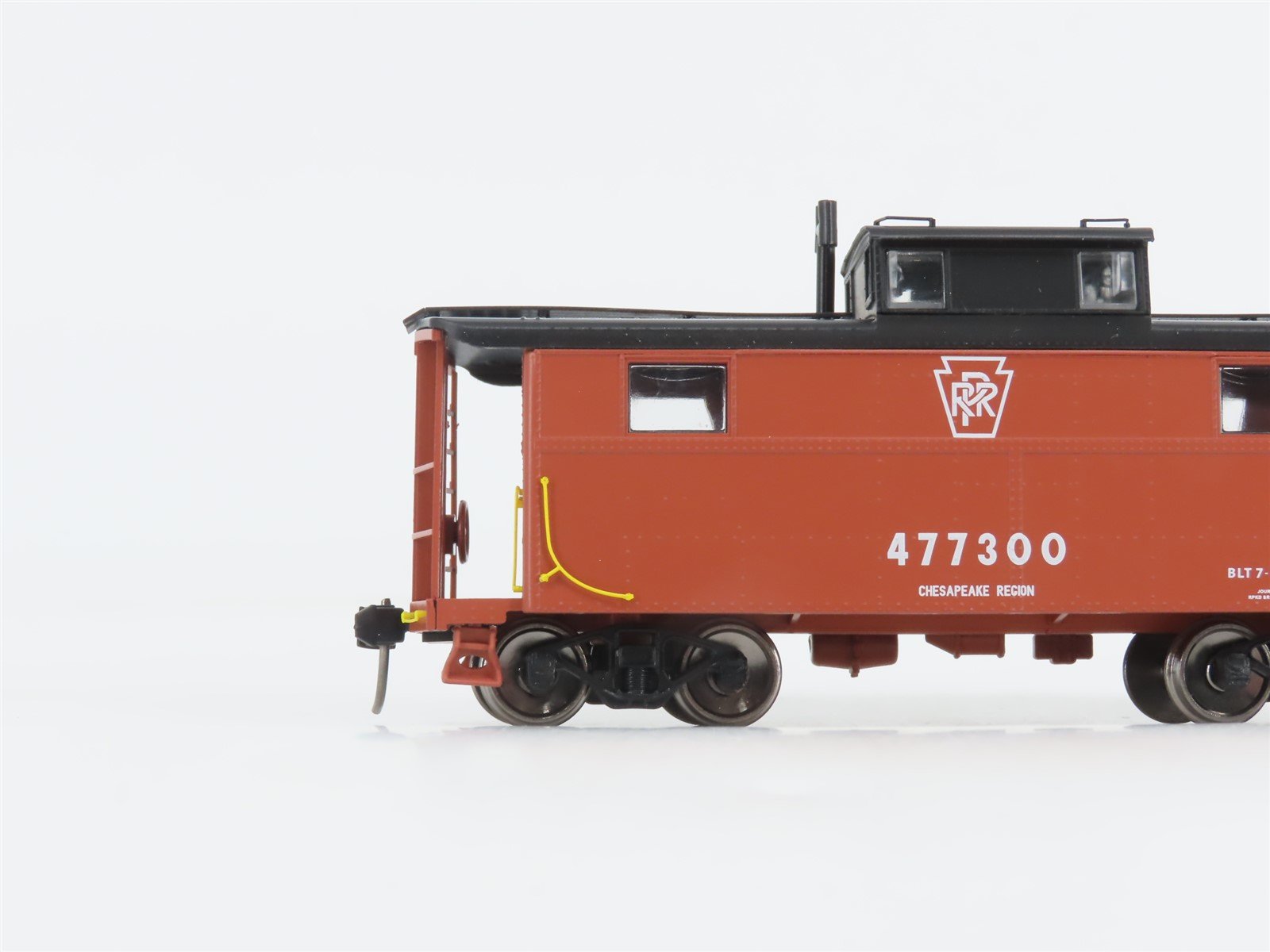 HO Scale Bowser 43367 PRR Pennsylvania Keystone Chesapeake N-5 Caboose #477300