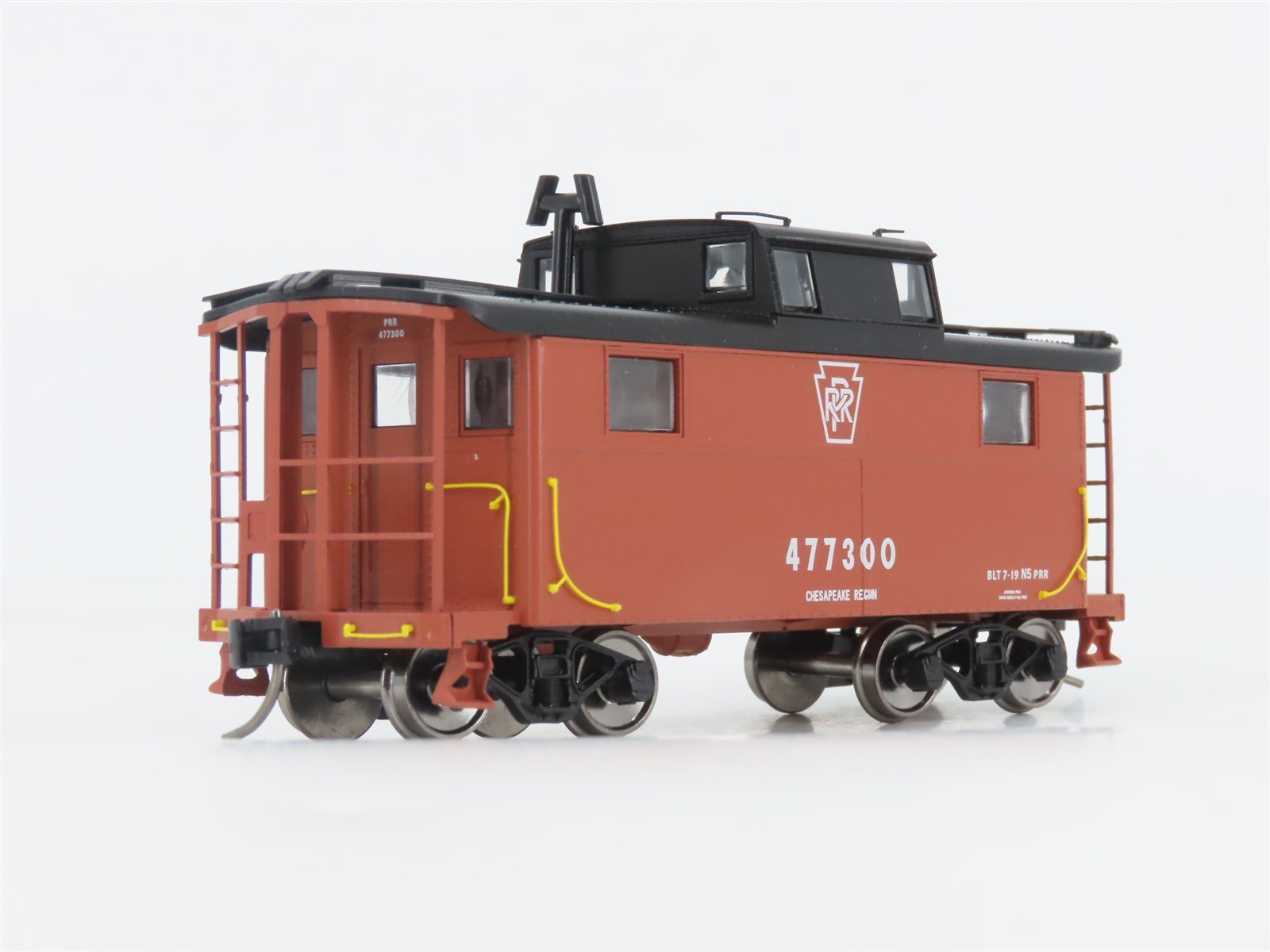 HO Scale Bowser 43367 PRR Pennsylvania Keystone Chesapeake N-5 Caboose #477300