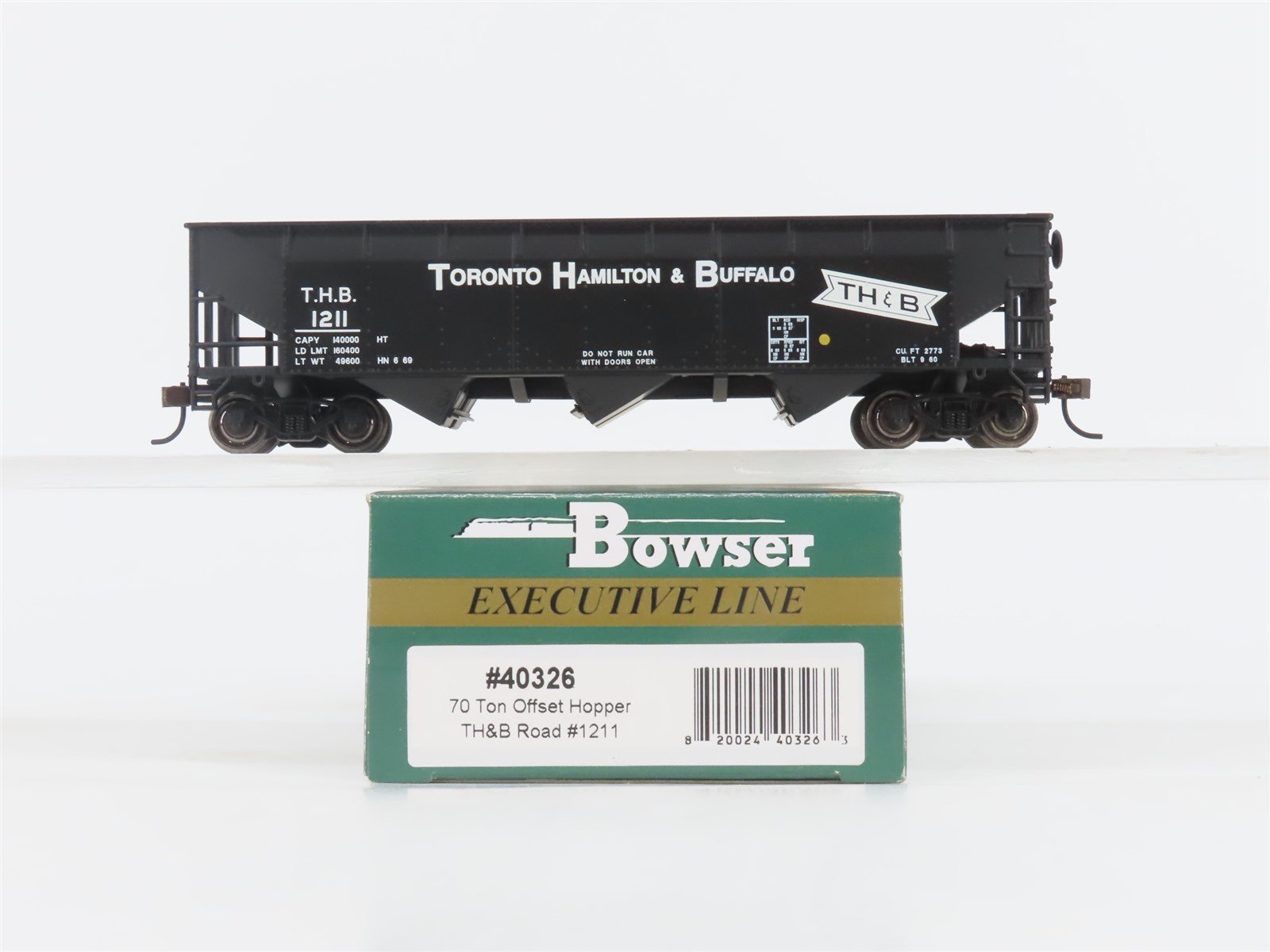 HO Bowser Executive Line Stewart Hobbies 40326 TH&B 3-Bay Open Hopper #1211