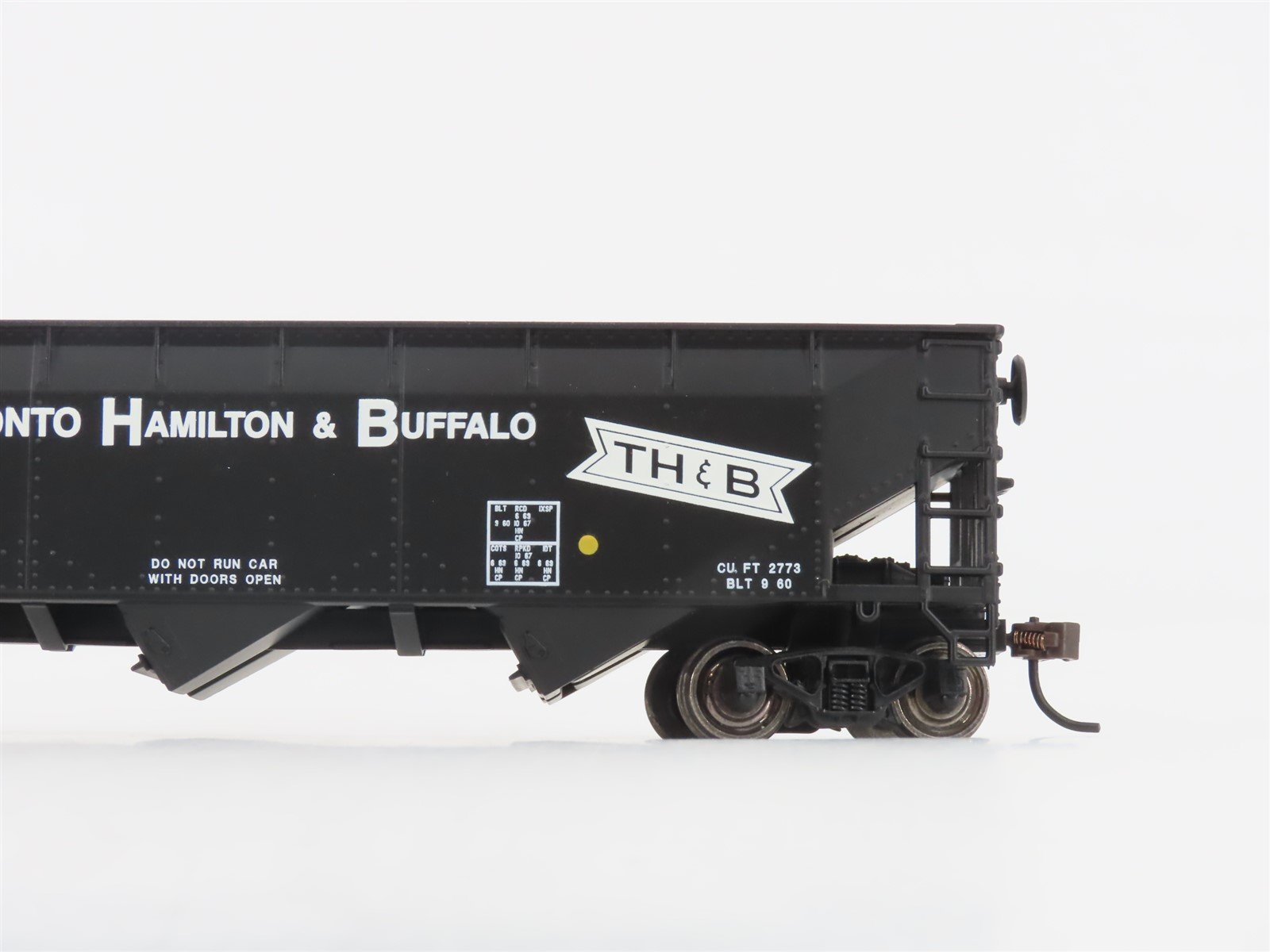 HO Bowser Executive Line Stewart Hobbies 40326 TH&B 3-Bay Open Hopper #1211