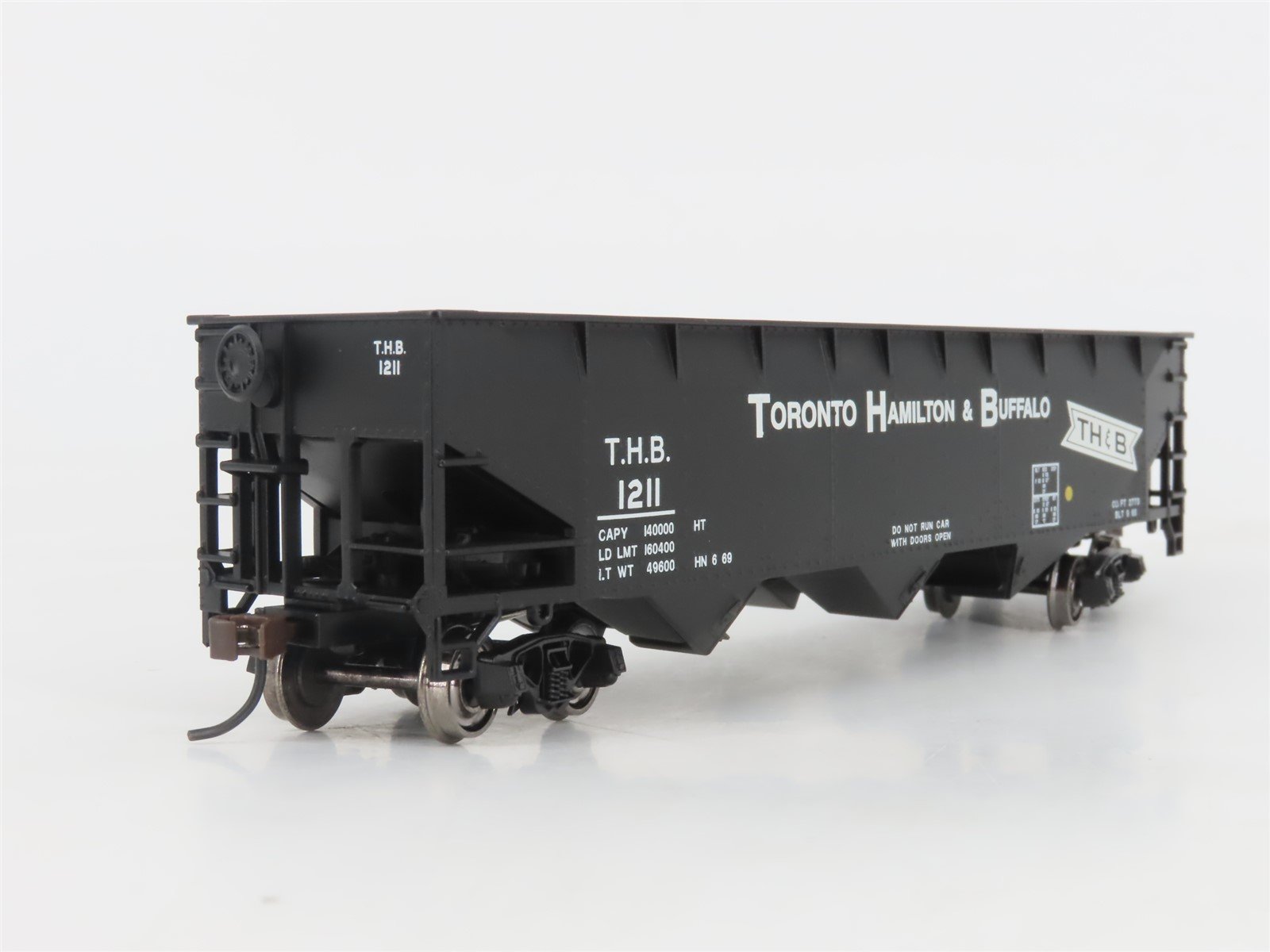 HO Bowser Executive Line Stewart Hobbies 40326 TH&B 3-Bay Open Hopper #1211