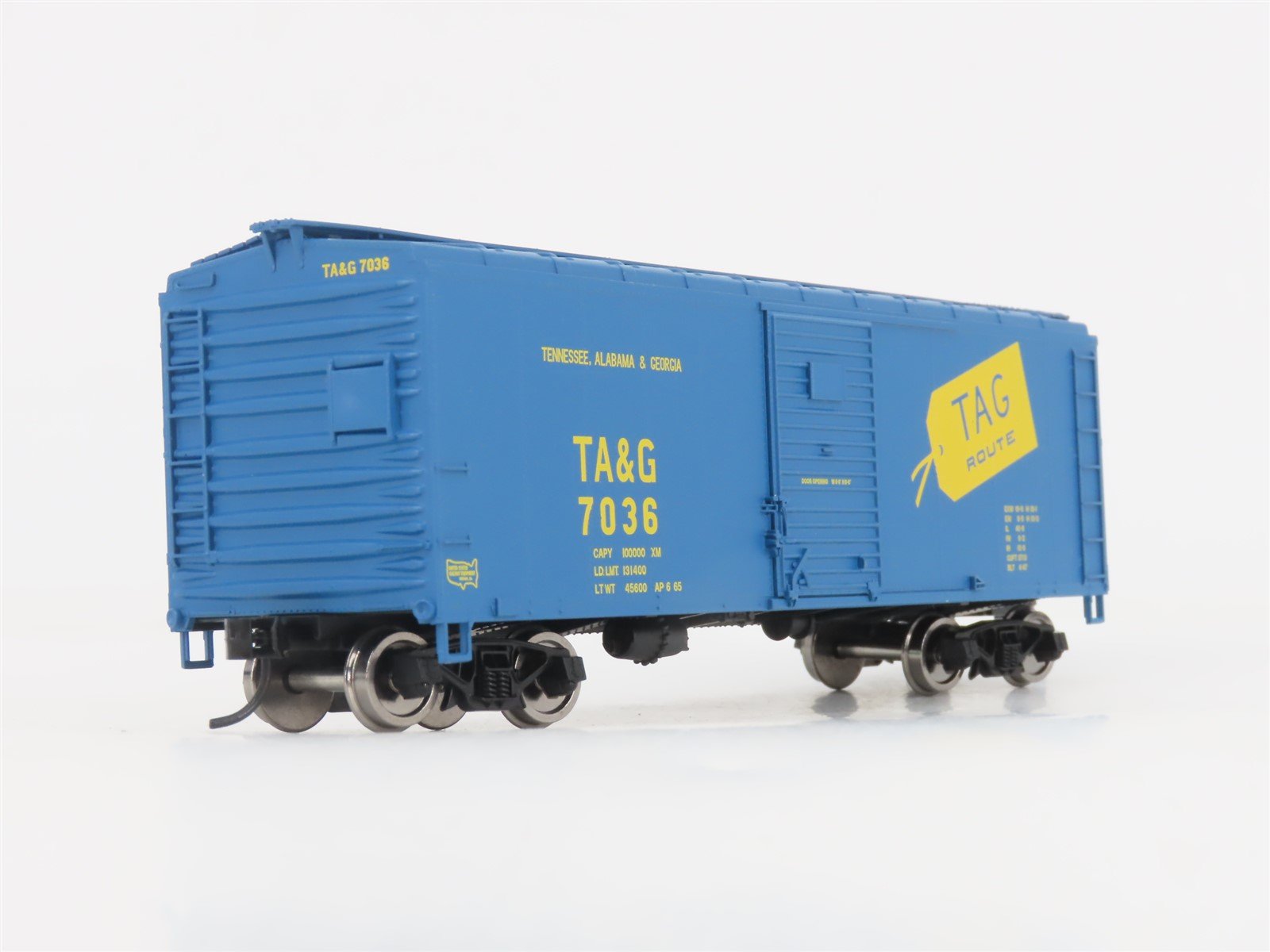 HO Scale Bowser 42737 TA&G TAG Route 40' Single Door Box Car #7036
