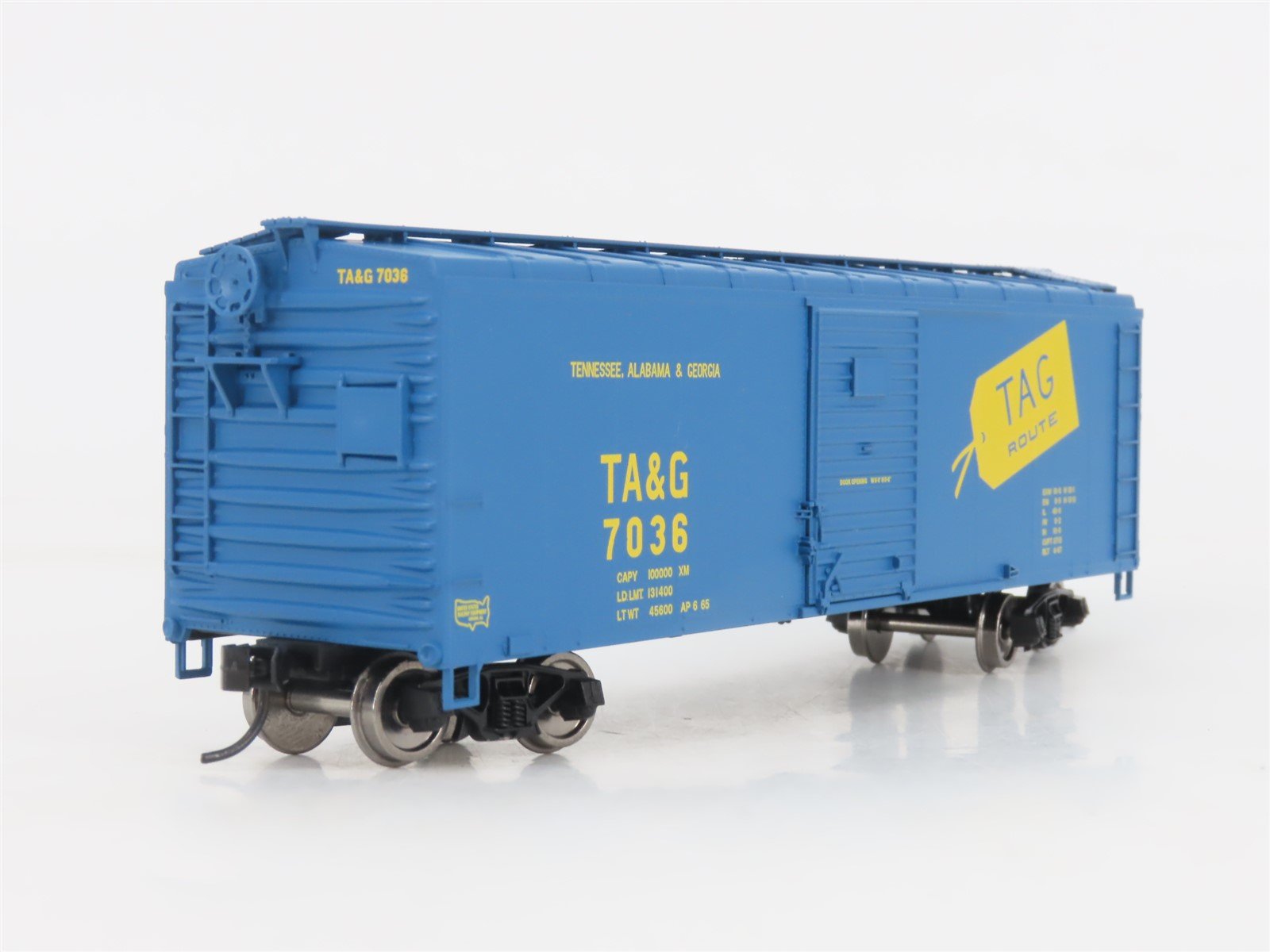 HO Scale Bowser 42737 TA&G TAG Route 40' Single Door Box Car #7036