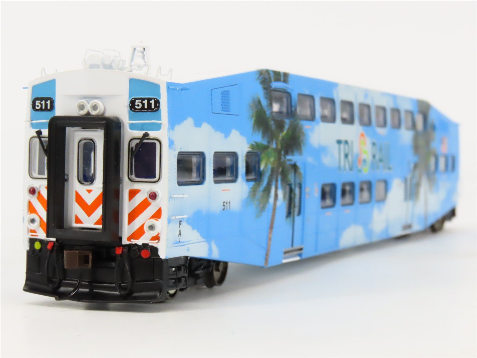 HO Scale Athearn 25506 TRIRAIL Bombardier Control Passenger Car #511