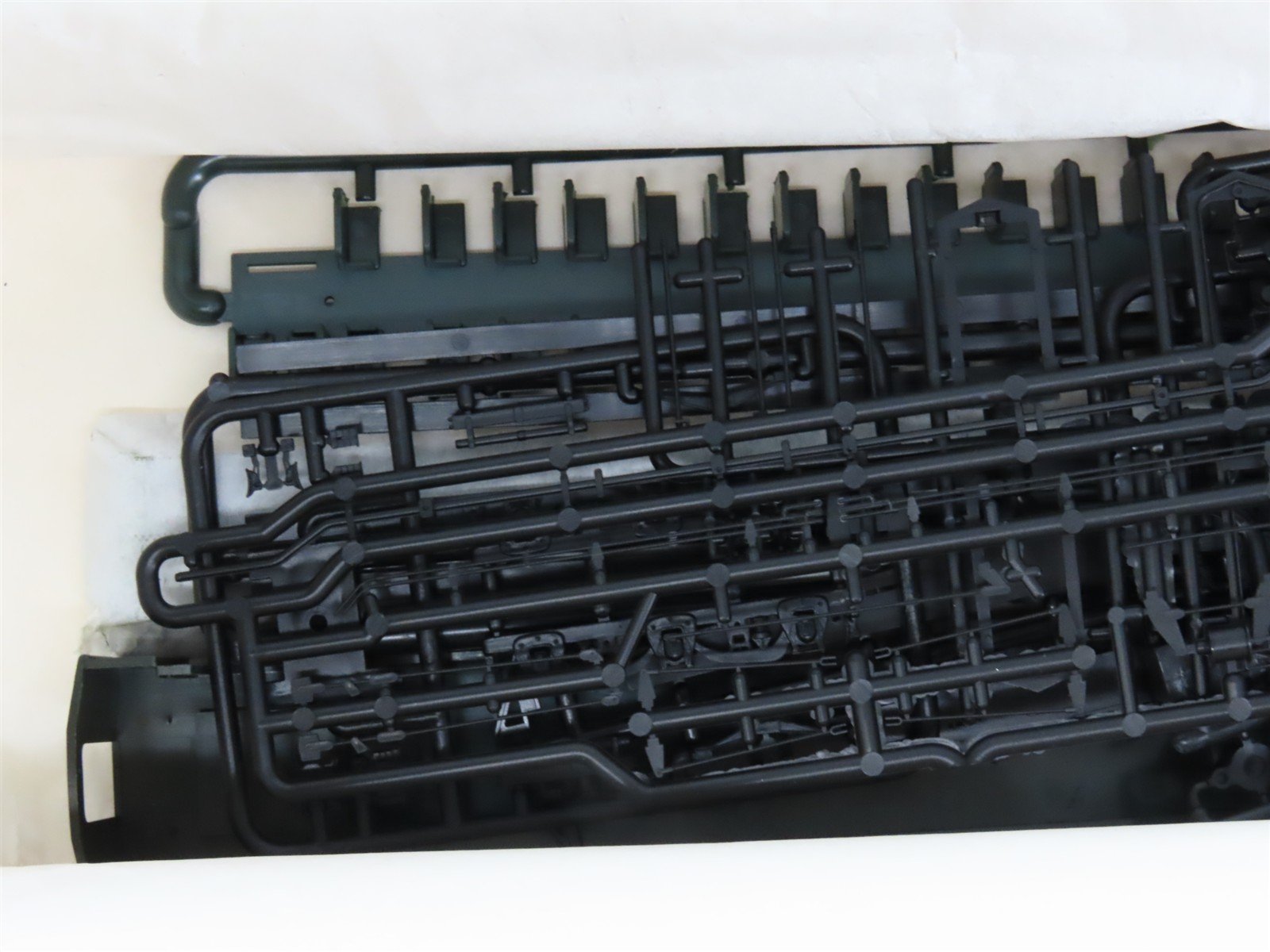 HO Scale Branchline Blueprint Series Kit 5125 SAL Seaboard Coach Passenger #841