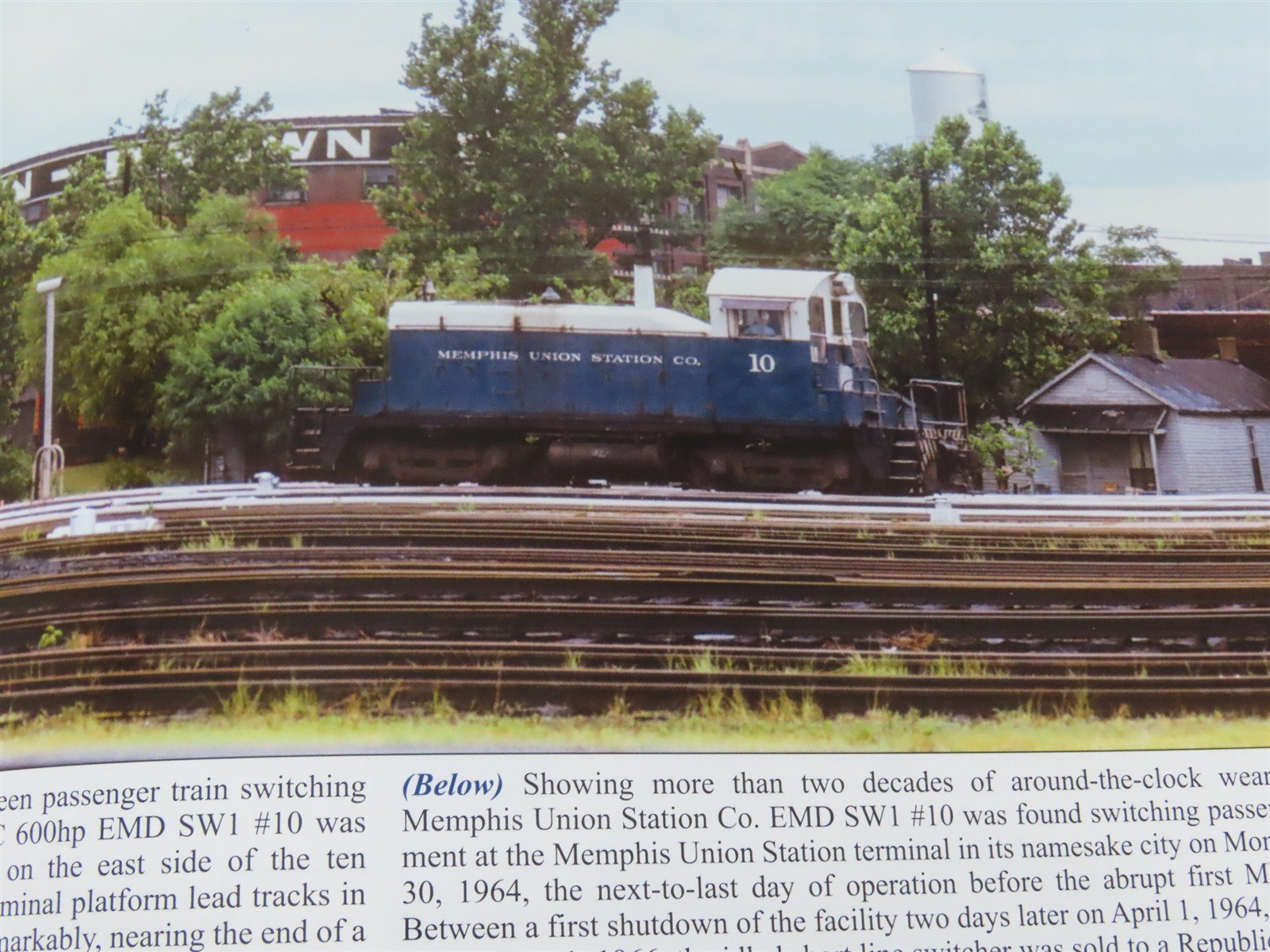 Morning Sun: Kentucky & Tennessee Short Lines In Color by Gary R. Carlson ©2023