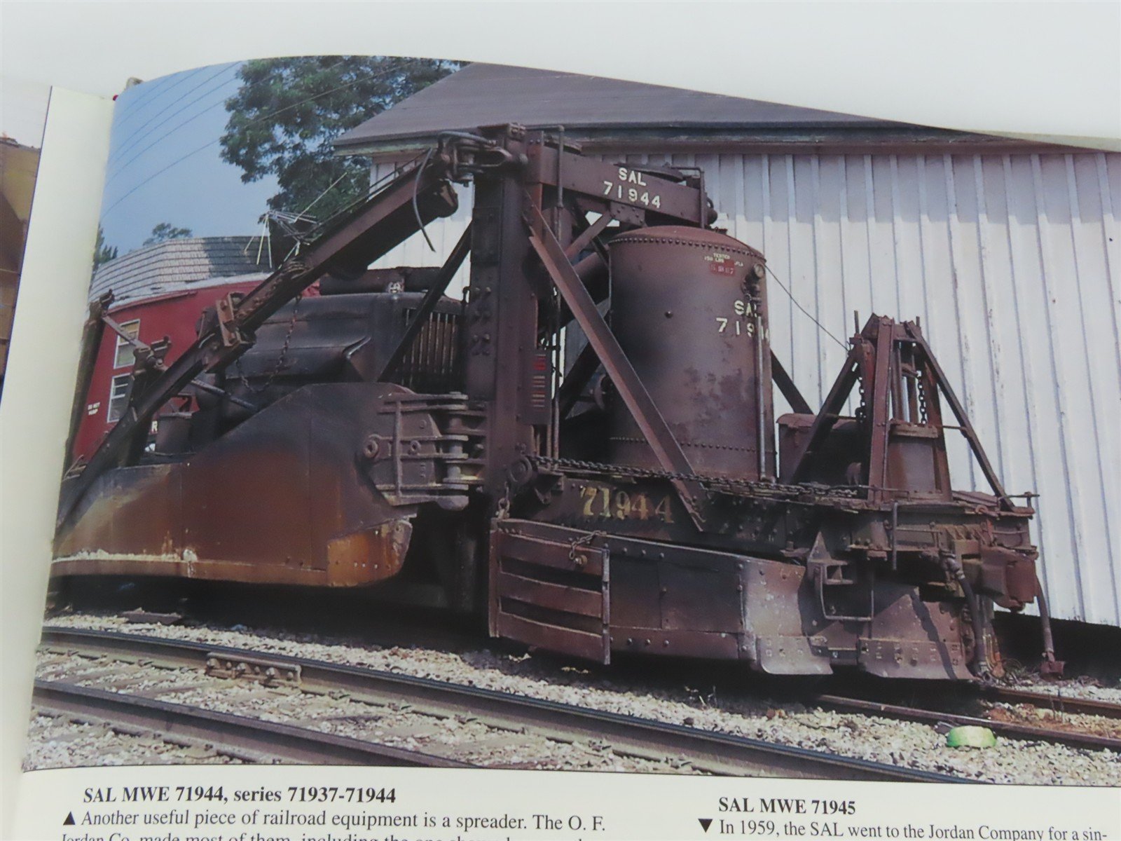 Morning Sun SAL Color Guide to Freight & Passenger Equipment by Paul Faulk ©1998