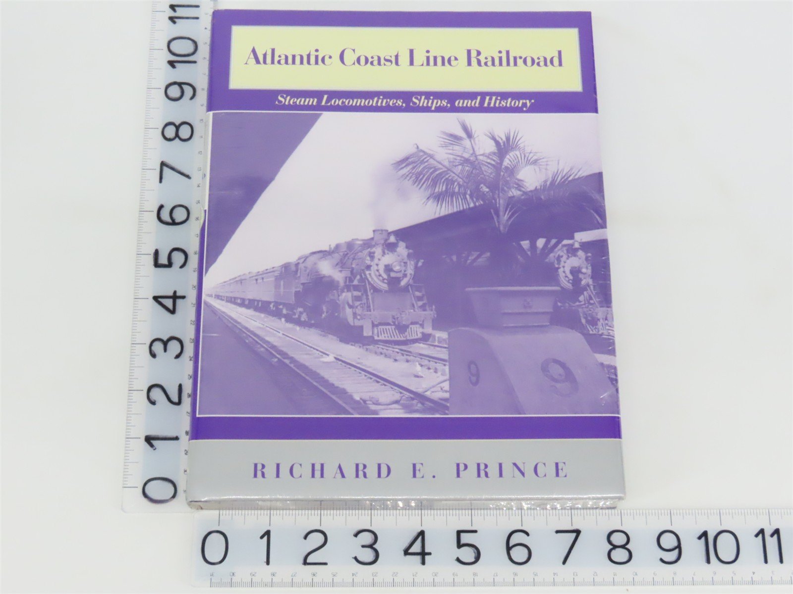 Atlantic Coast Line Railroad by Richard E. Prince ©2000 HC Book - SEALED