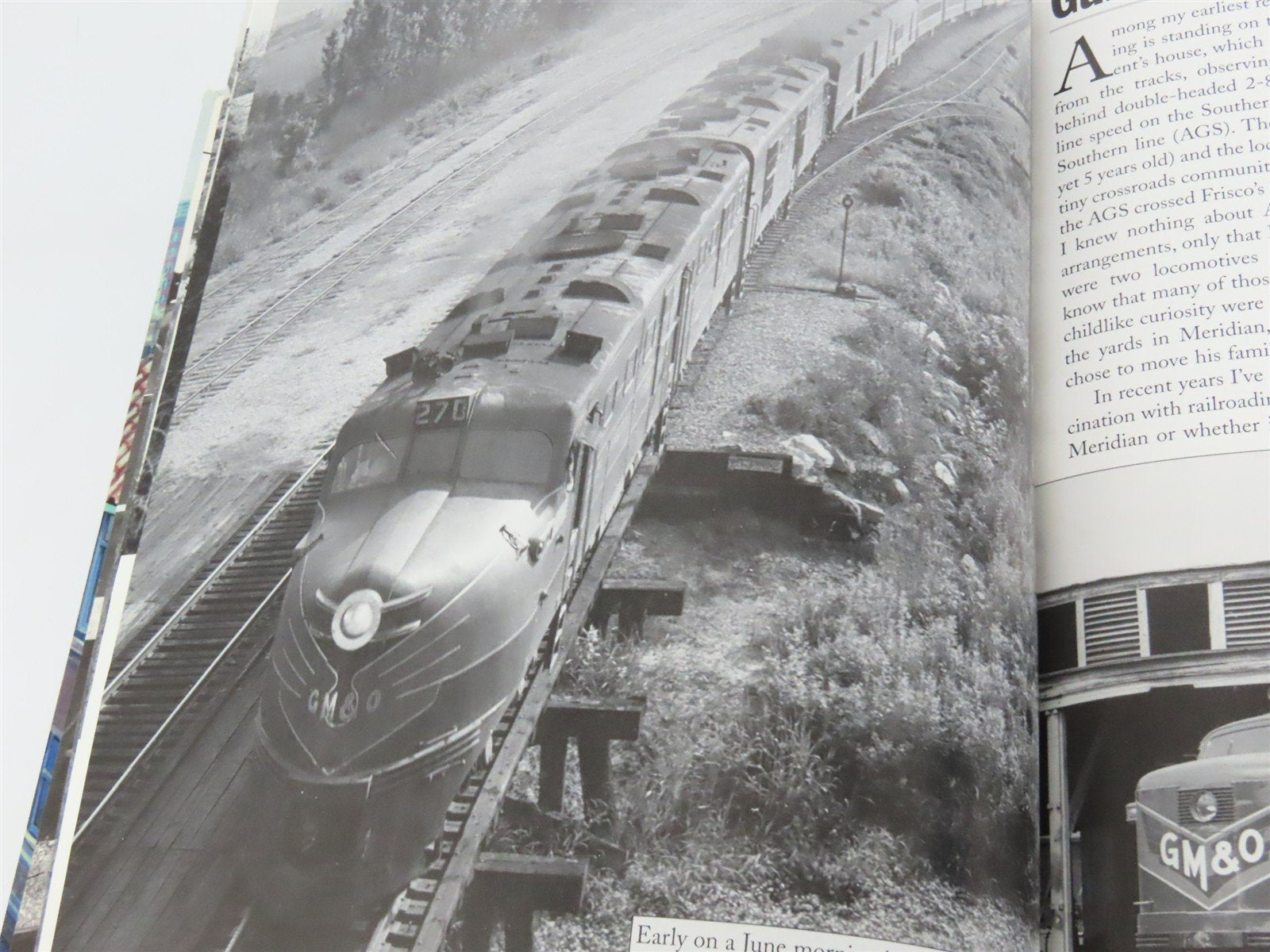 Classic Diesels of the South - A Railfan's Odyssey by J. Parker Lamb ©1997