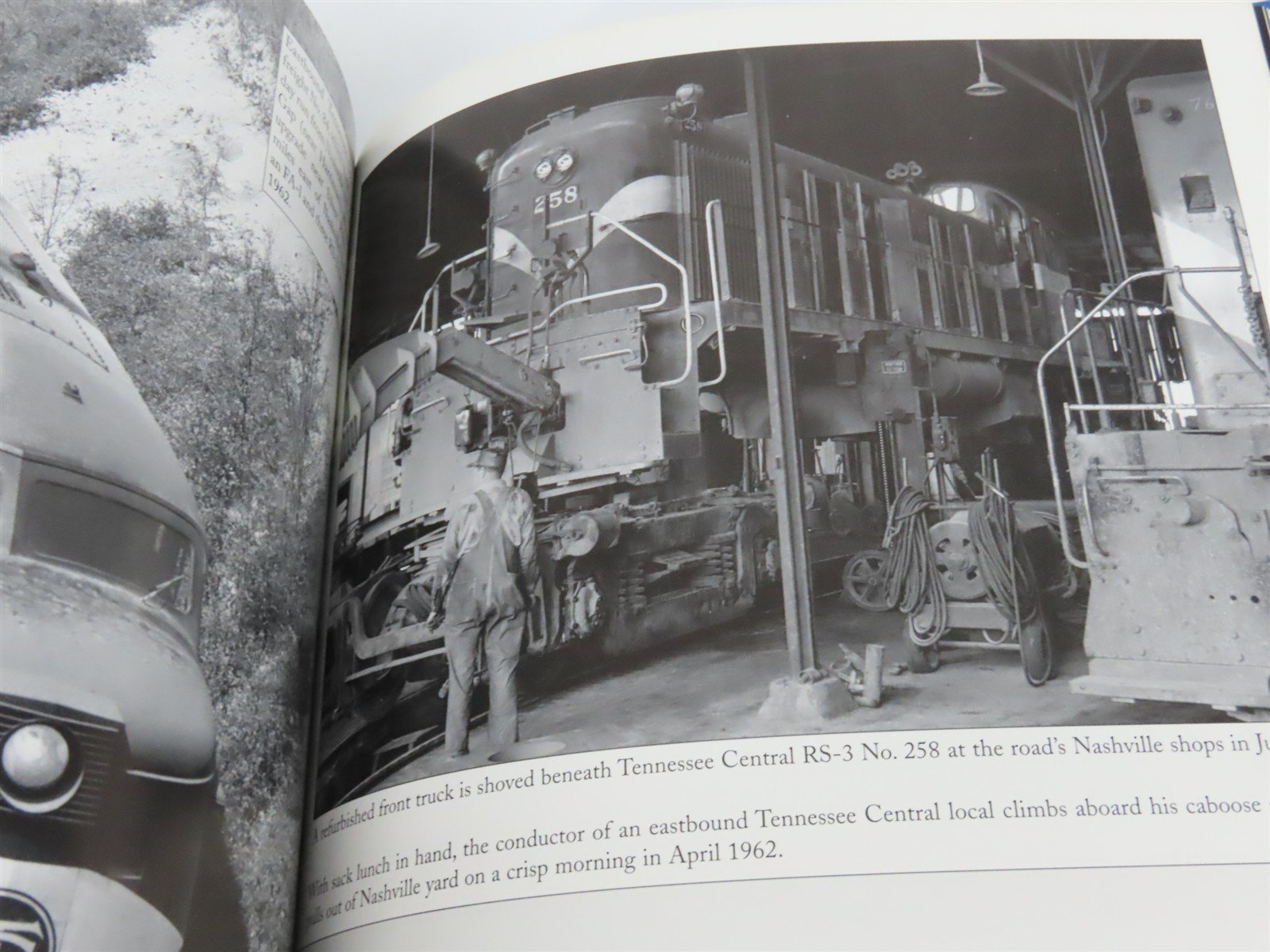 Classic Diesels of the South - A Railfan's Odyssey by J. Parker Lamb ©1997