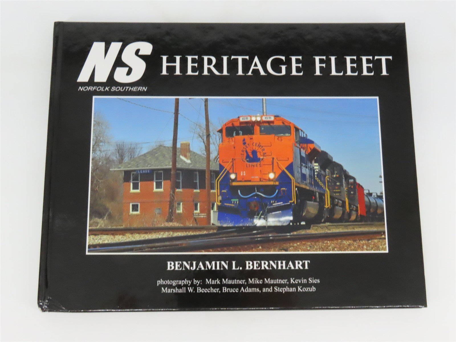 NS Norfolk Southern Railway Heritage Fleet by Benjamin L. Bernhart ©2013 HC Book
