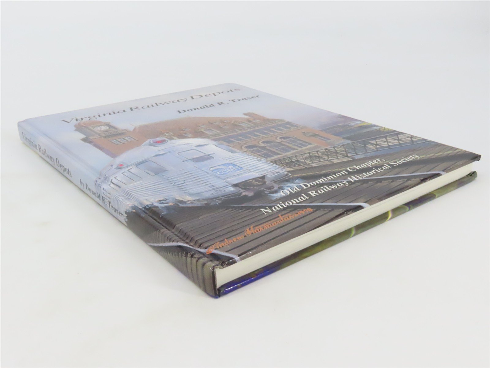 Virginia Railway Depots by Donald R. Traser ©1998 HC Book