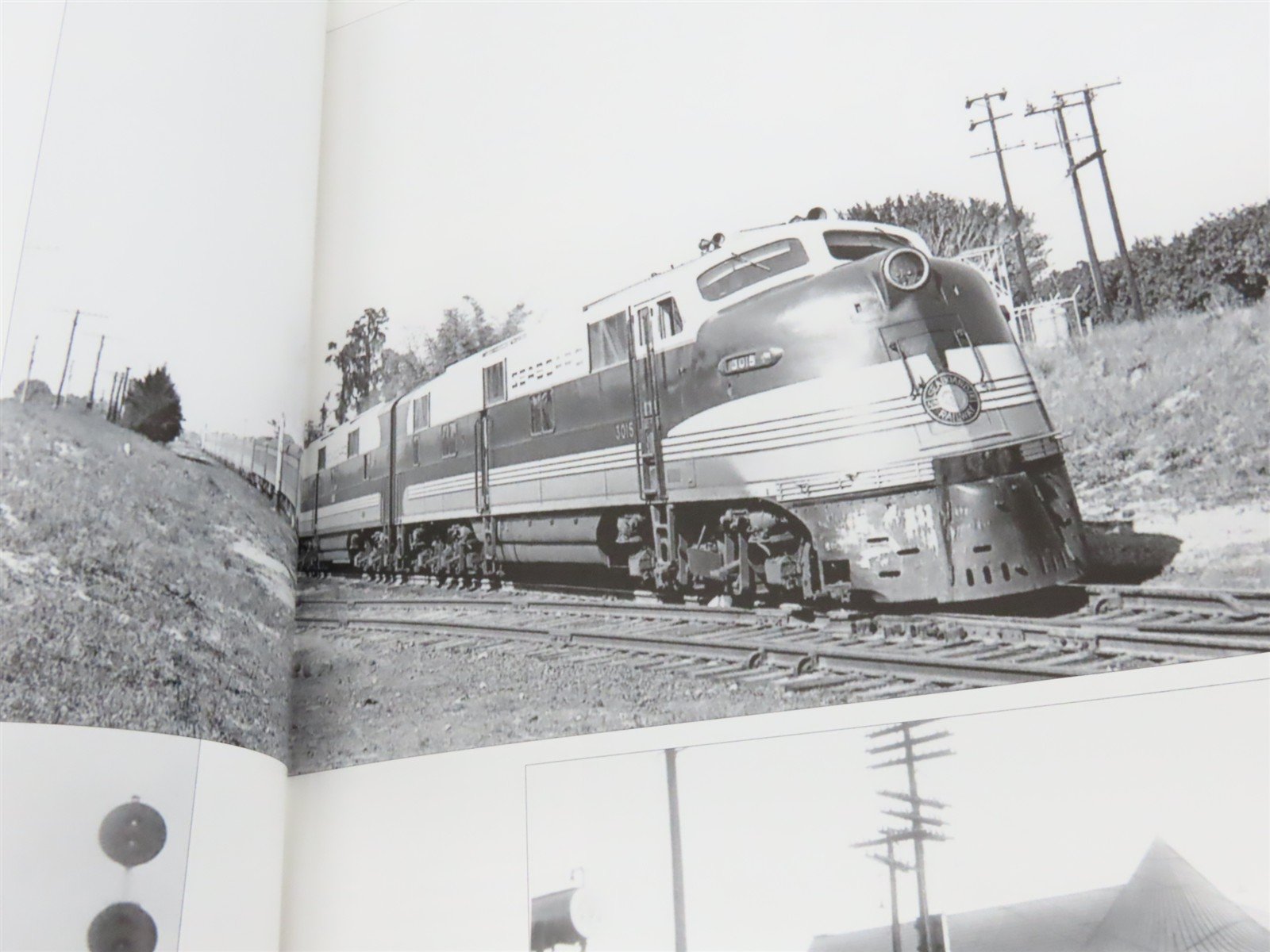 Seaboard Air Line Passenger Service - The Streamlined Era by Larry Goolsby ©2011