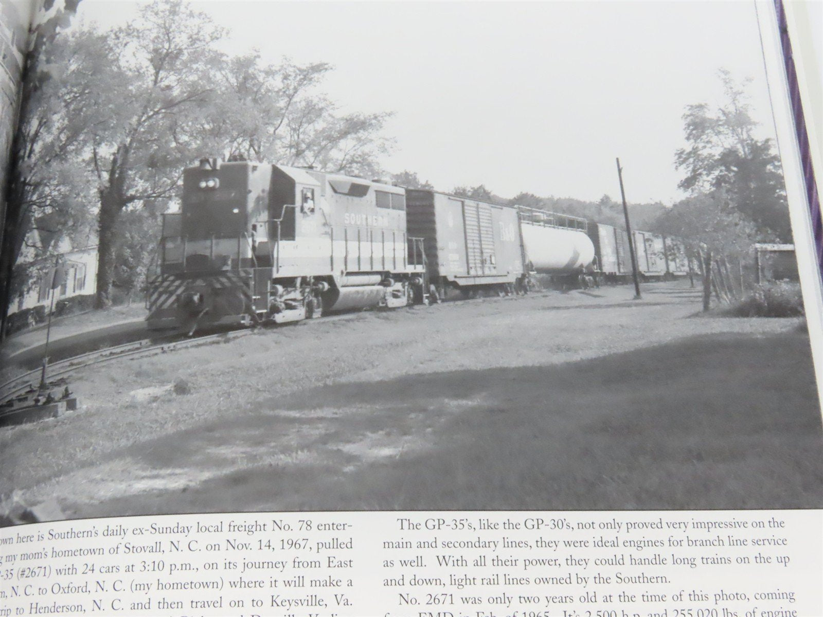 Southern Railway Diesel Locomotives & Trains Vol 1 by Curt Tillotson, Jr. ©2003