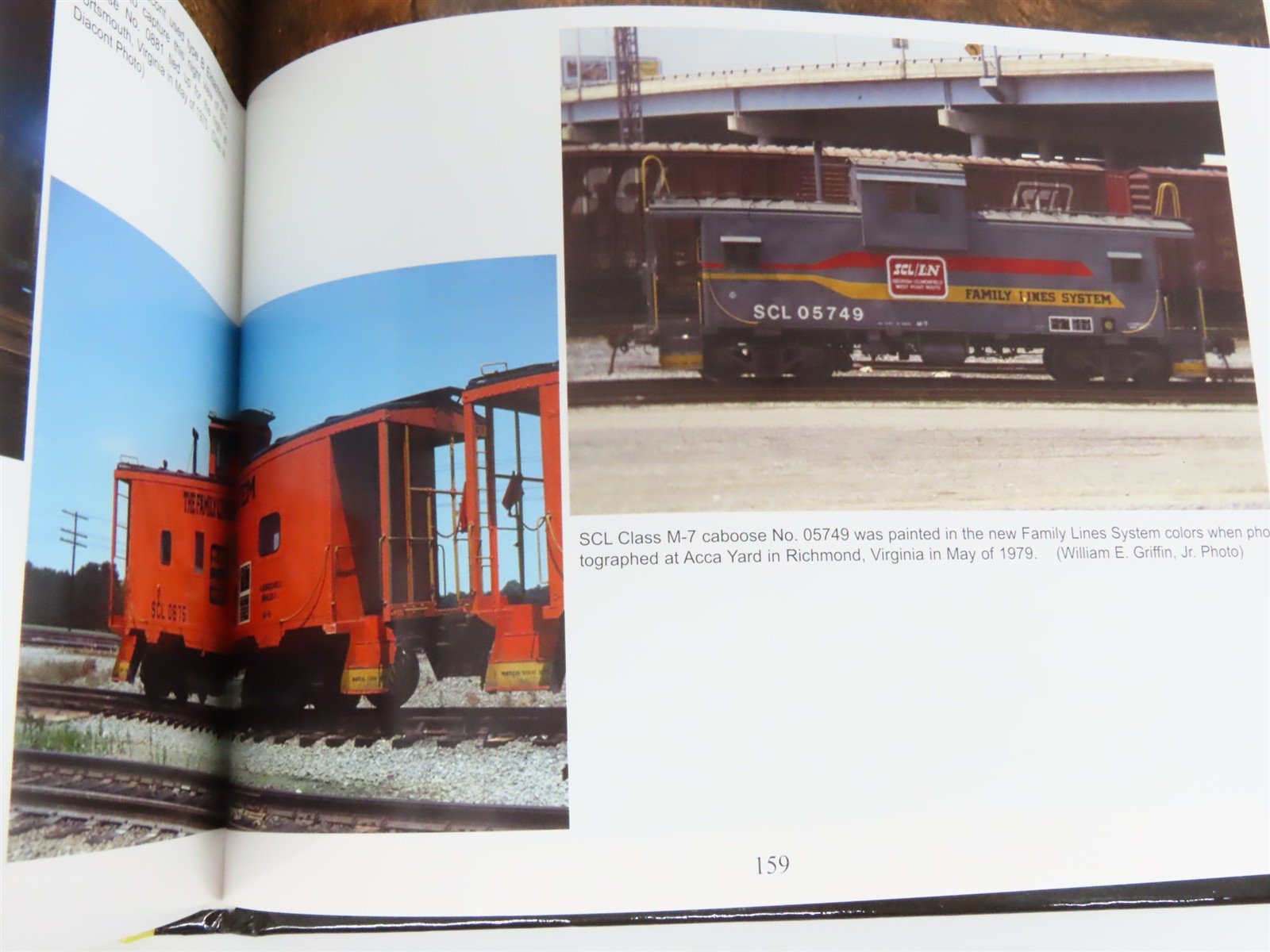 Seaboard Coast Line & Family Lines Railroad 1967-1986 by Griffin Â©2004 HC Book