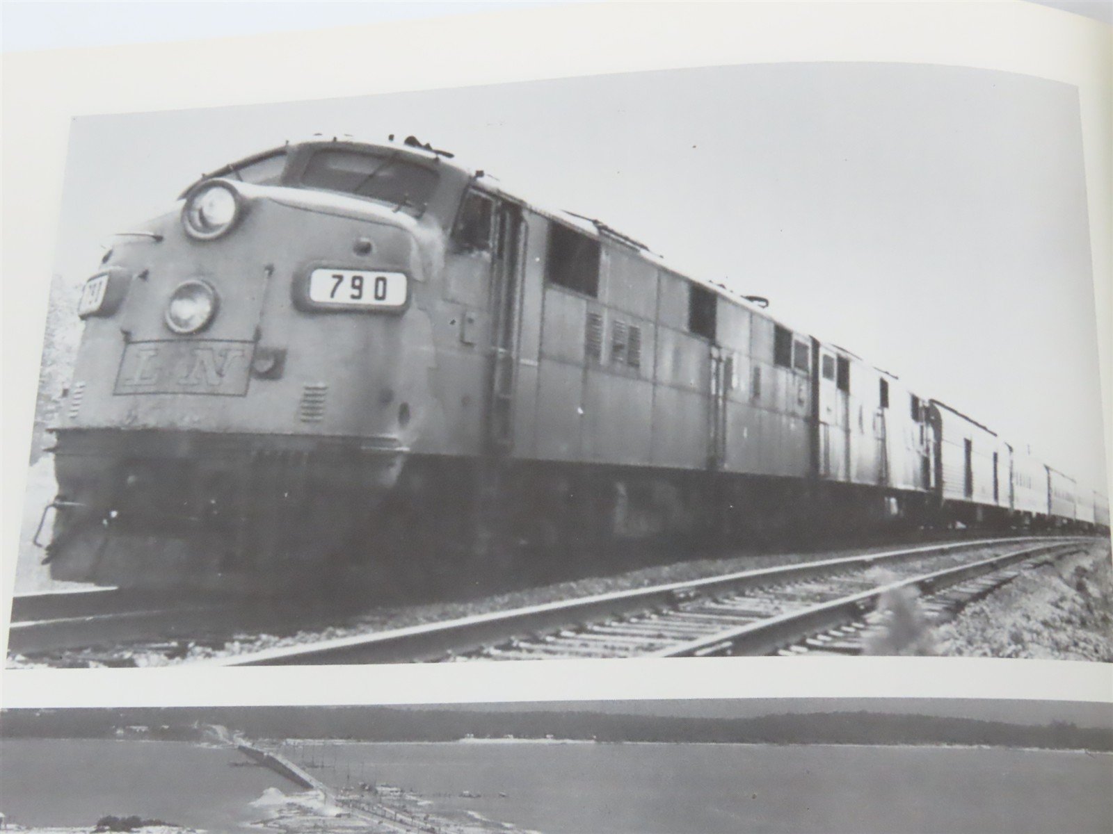 Rails 'Neath the Palms by Robert W. Mann Â©1983 HC Book