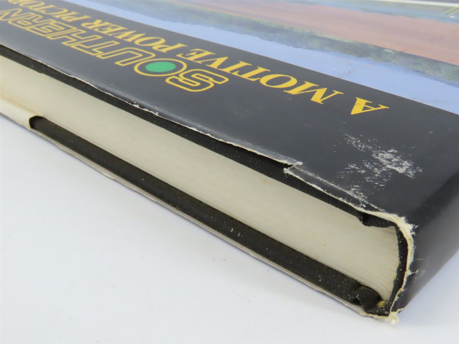 Southern: A Motive Power Pictorial 1968-1982 by Withers & Sink Â©1987 HC Book