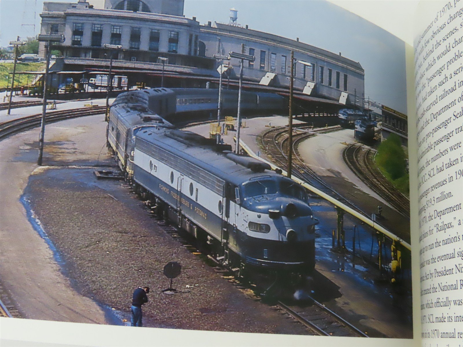 By Streamliner - New York to Florida by Joseph M. Welsh Â©1994 SC Book